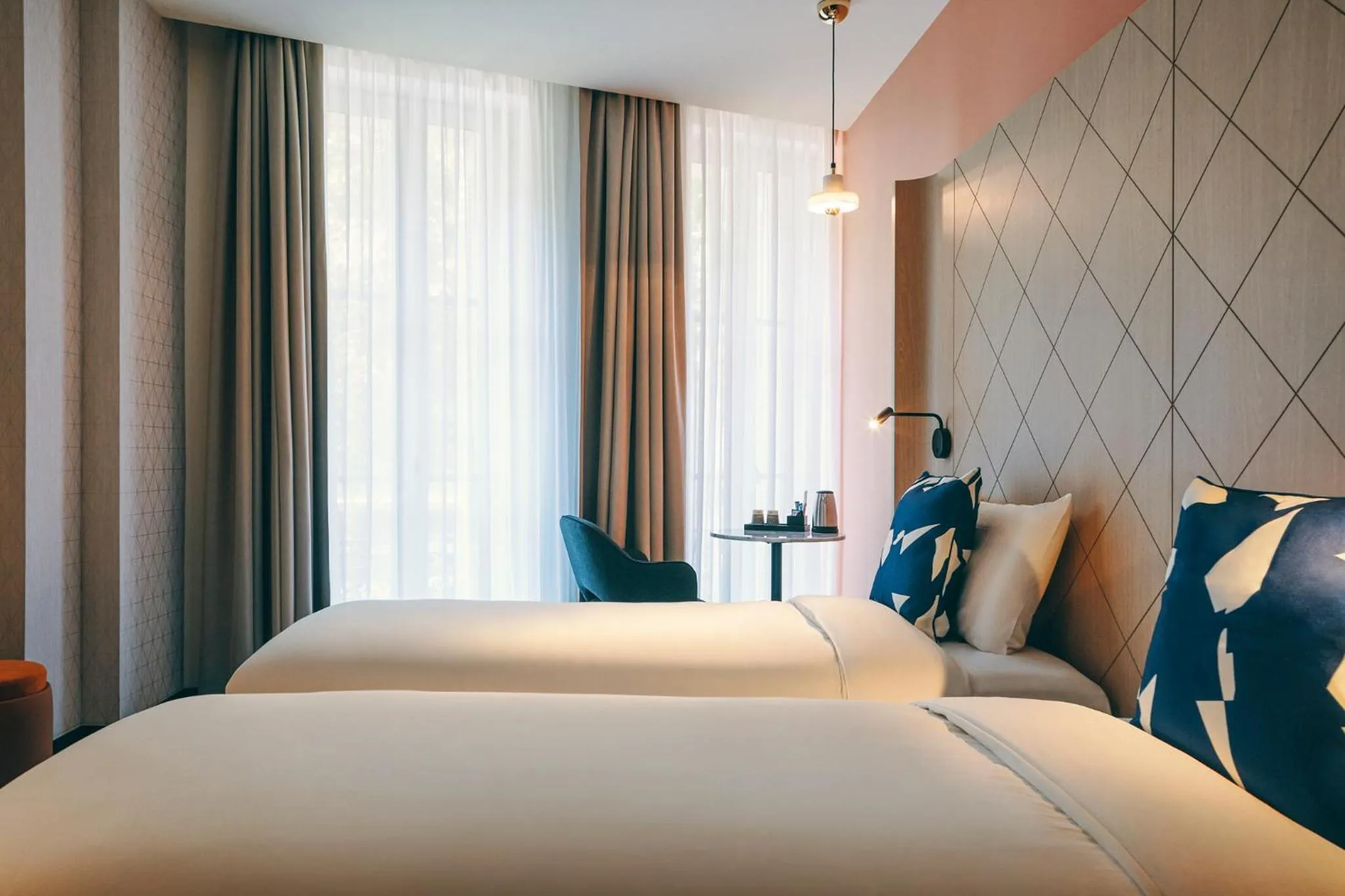 Bed in Mercure Marseille Canebière Vieux-Port