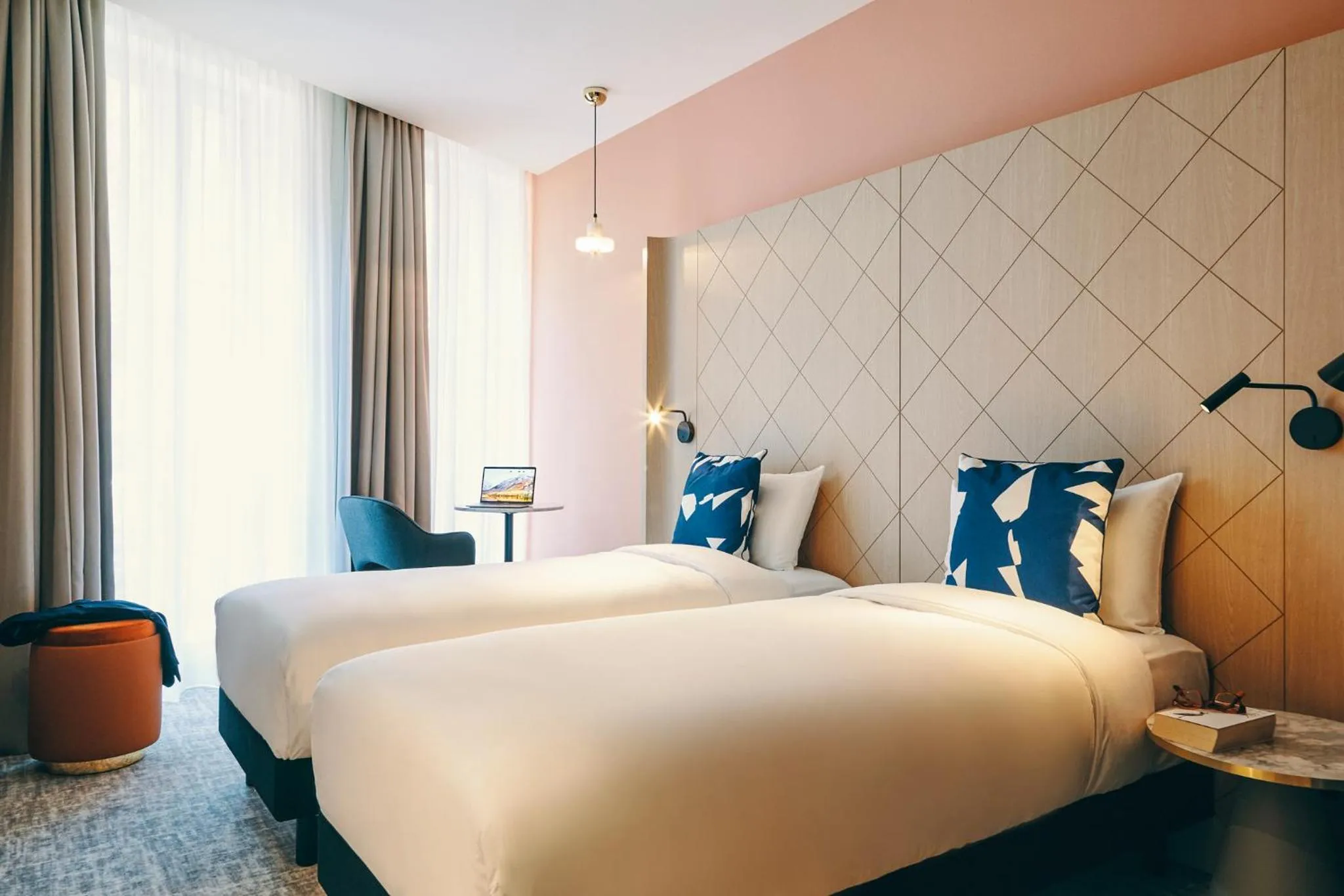 Bedroom, Bed in Mercure Marseille Canebière Vieux-Port