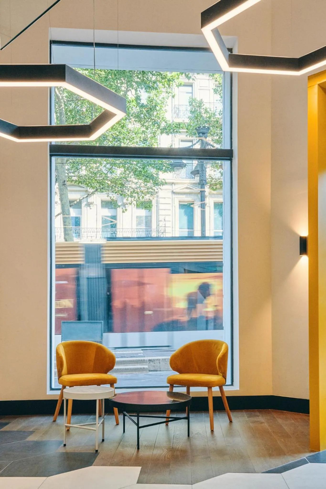 Lobby or reception in Mercure Marseille Canebière Vieux-Port