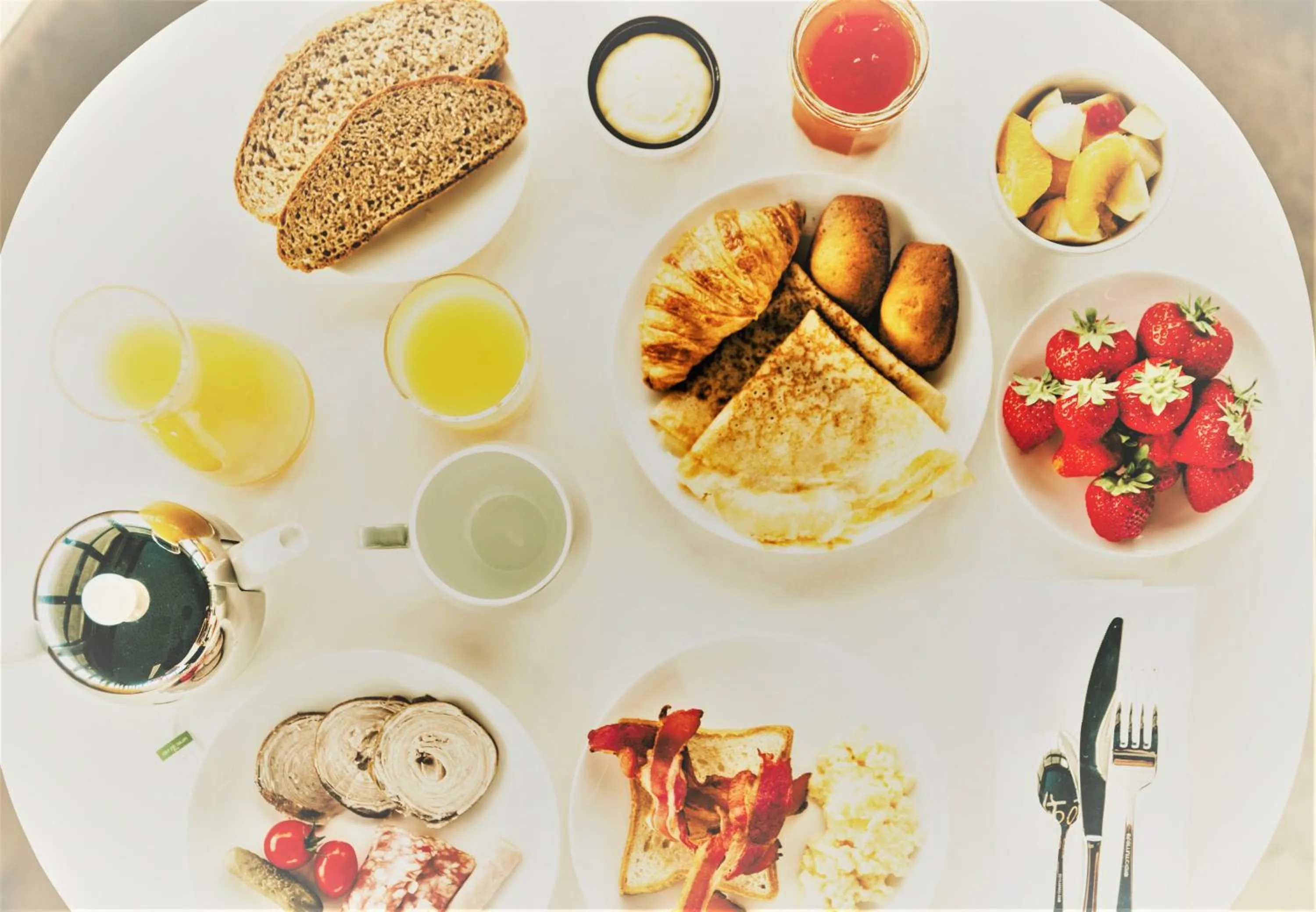 Breakfast in Sainte-Barbe Hotel & Spa Le Conquet - MGallery Collection