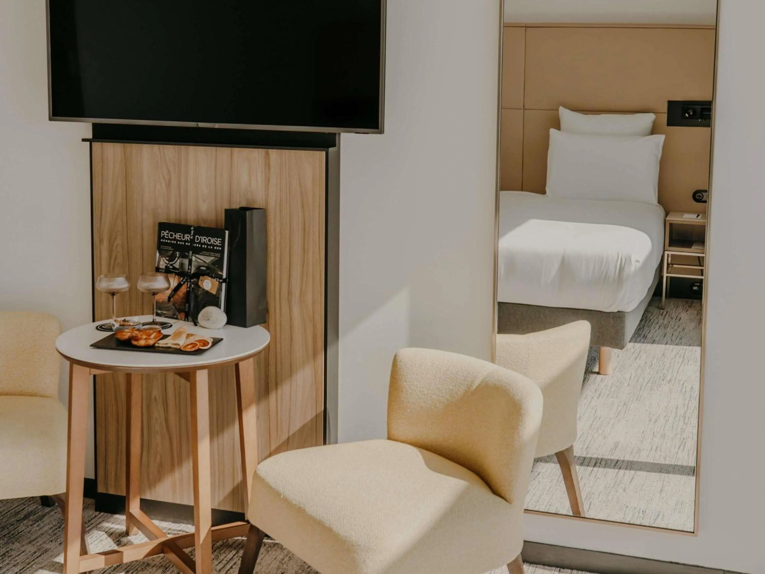 Bedroom, Bed in Sainte-Barbe Hotel & Spa Le Conquet - MGallery Collection