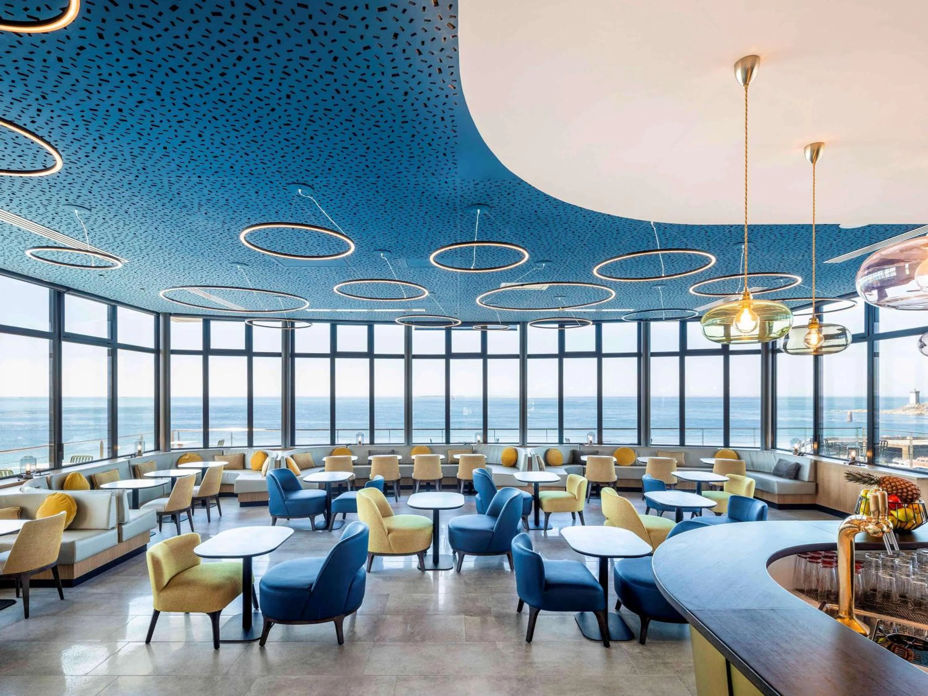 Lounge or bar in Sainte-Barbe Hotel & Spa Le Conquet - MGallery Collection