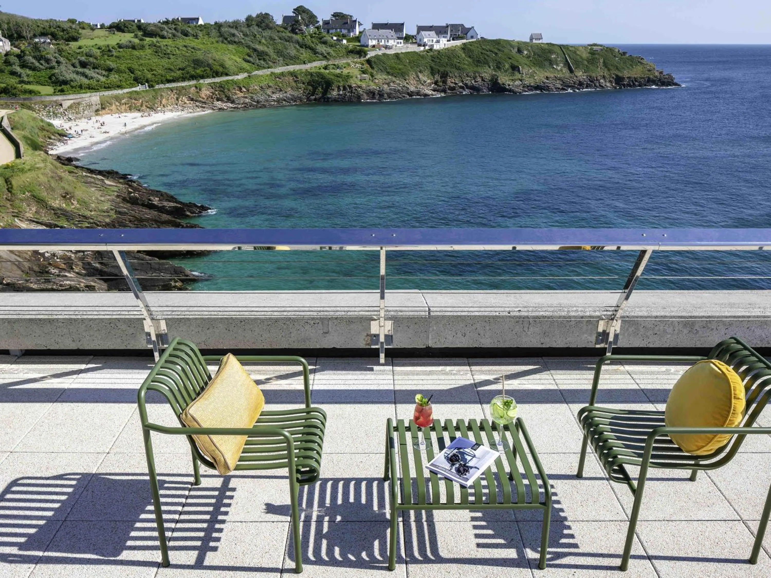 Lounge or bar in Sainte-Barbe Hotel & Spa Le Conquet - MGallery Collection