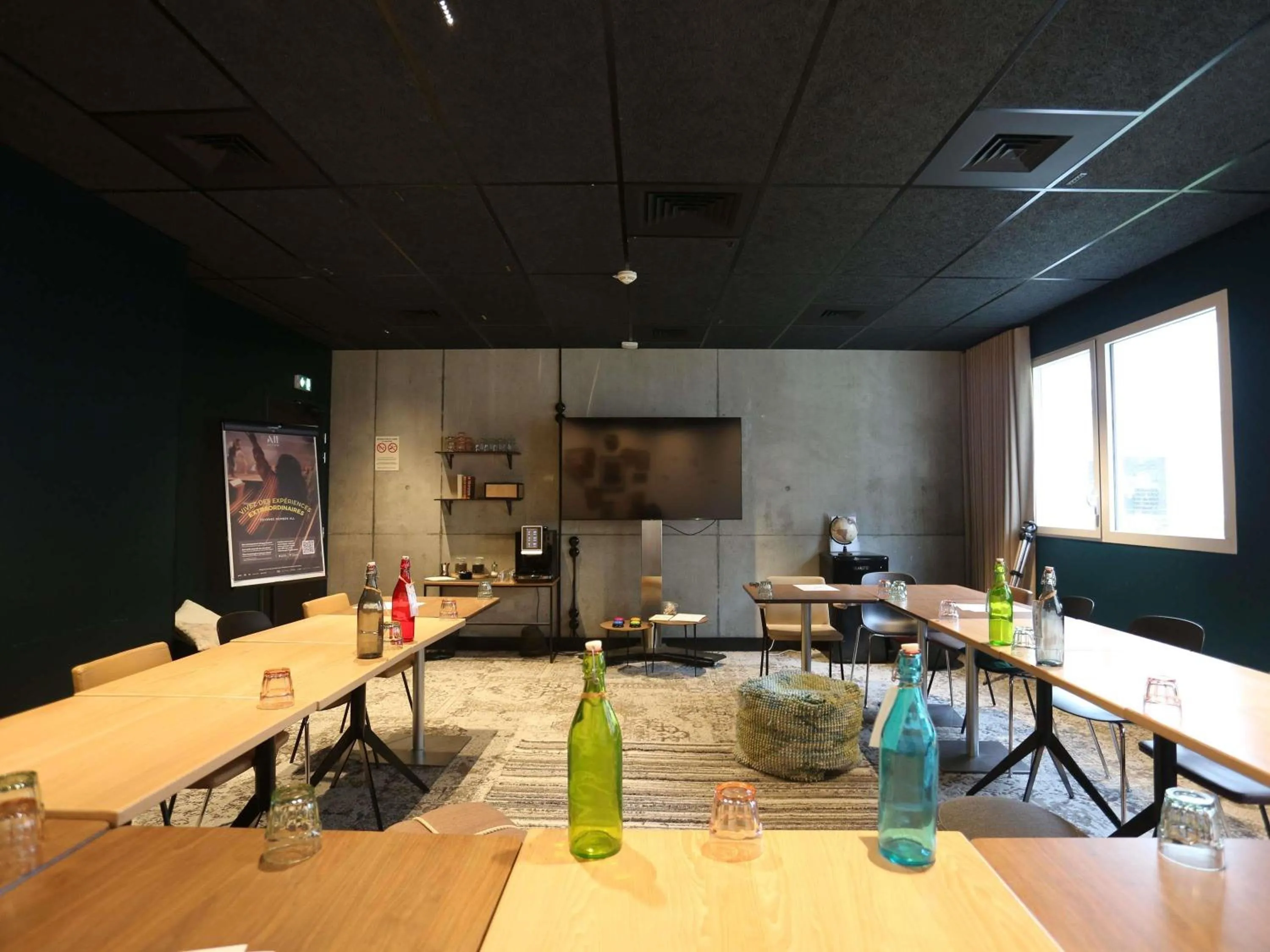 Meeting/conference room in ibis Styles Amiens Centre