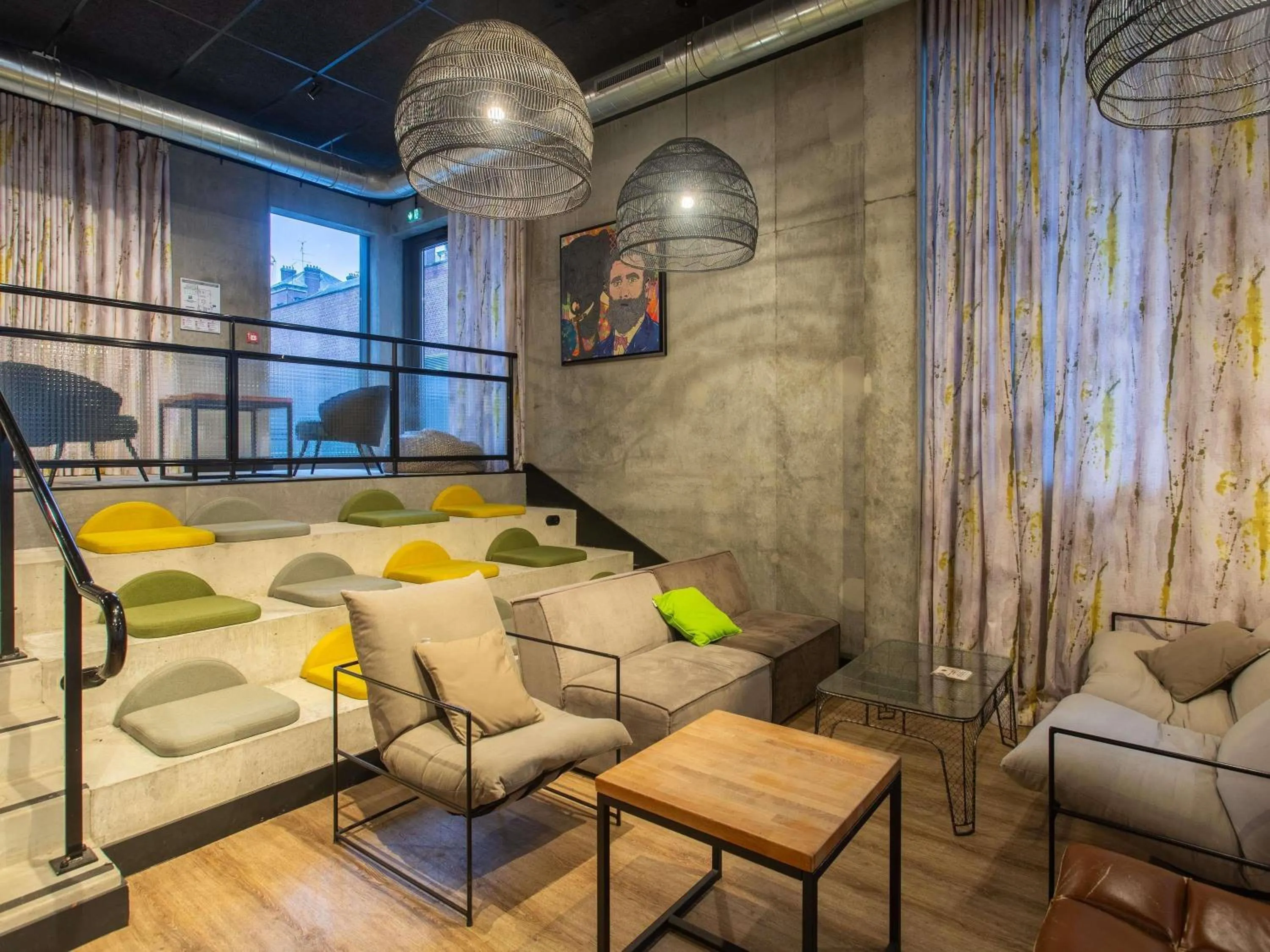 Lounge or bar in ibis Styles Amiens Centre