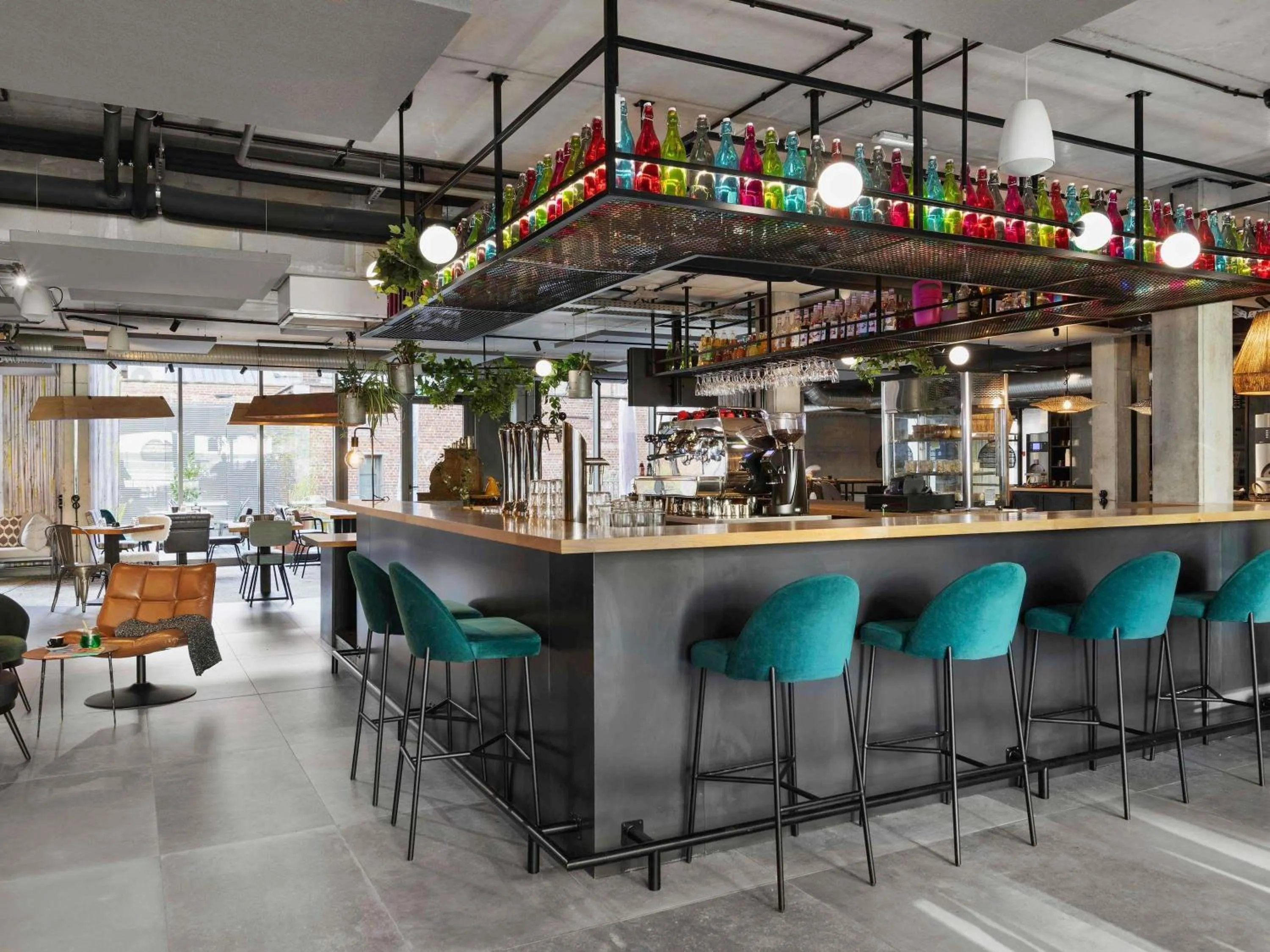 Lounge or bar in ibis Styles Amiens Centre