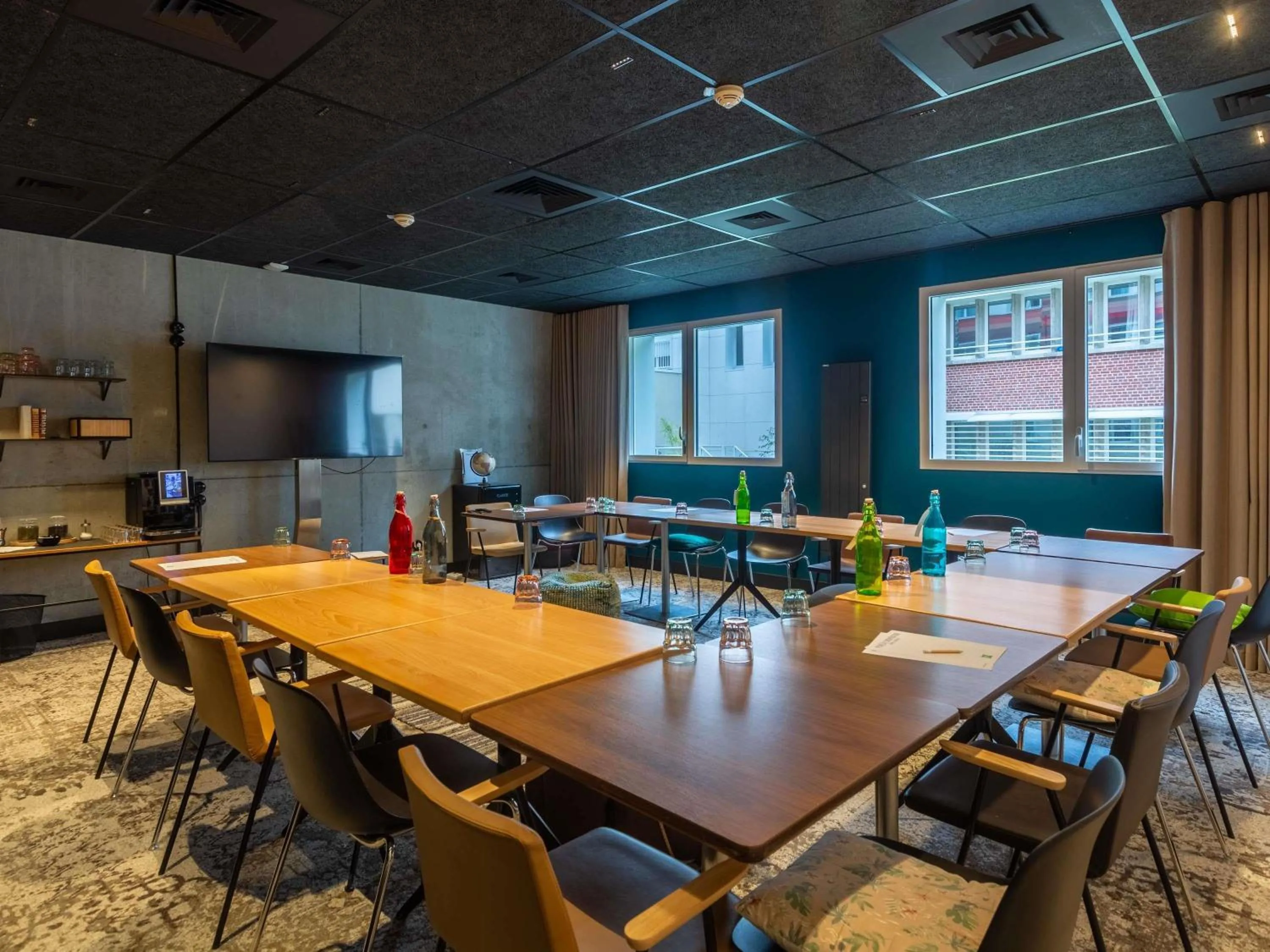Meeting/conference room in ibis Styles Amiens Centre