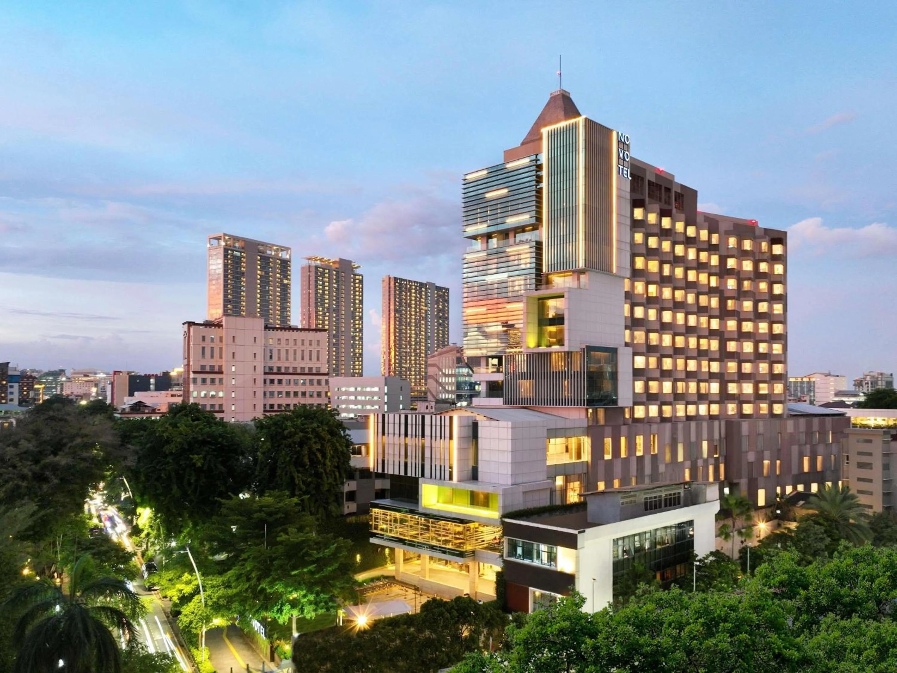 Property building in Novotel Jakarta Cikini