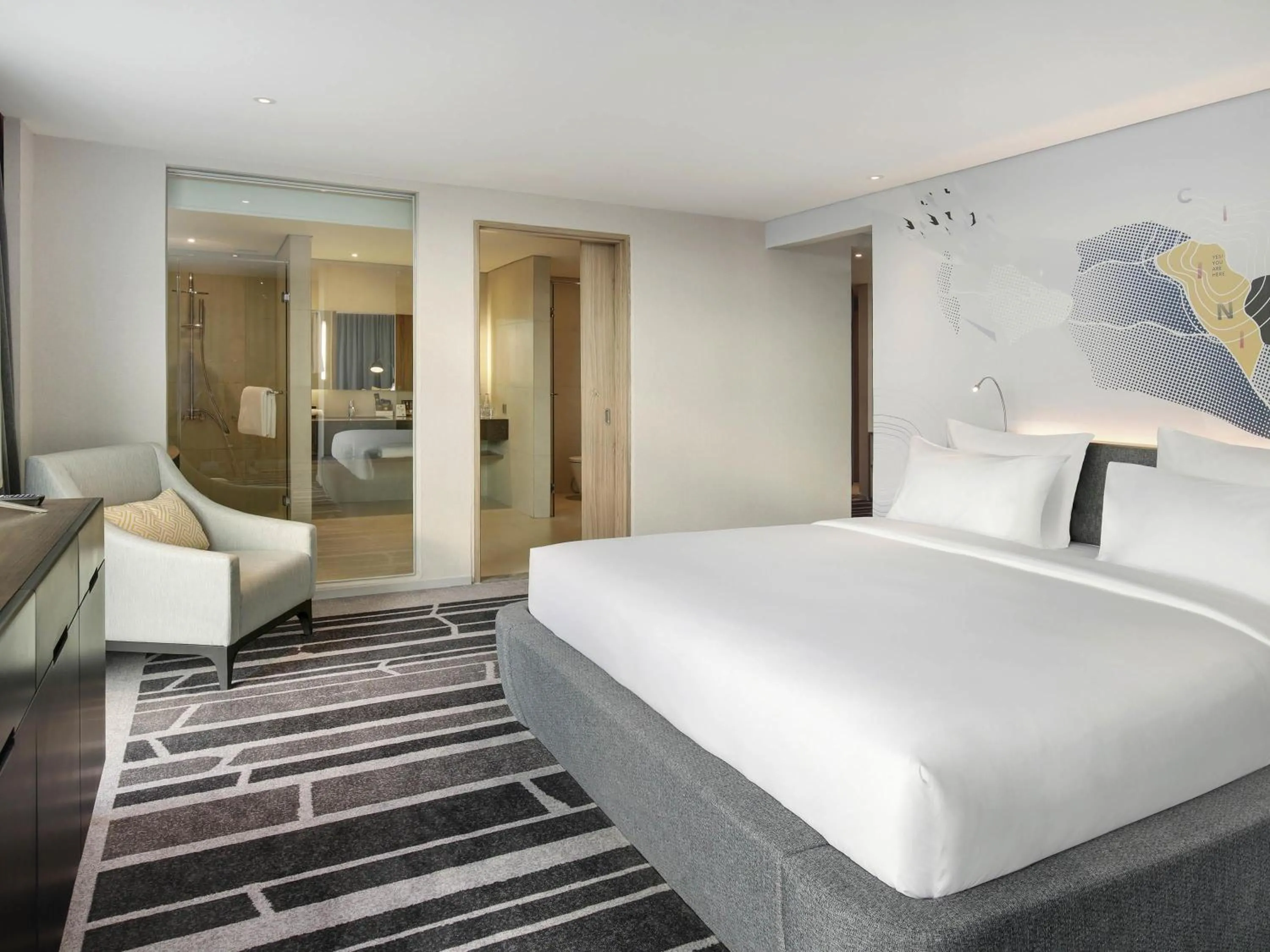 Bedroom, Bed in Novotel Jakarta Cikini