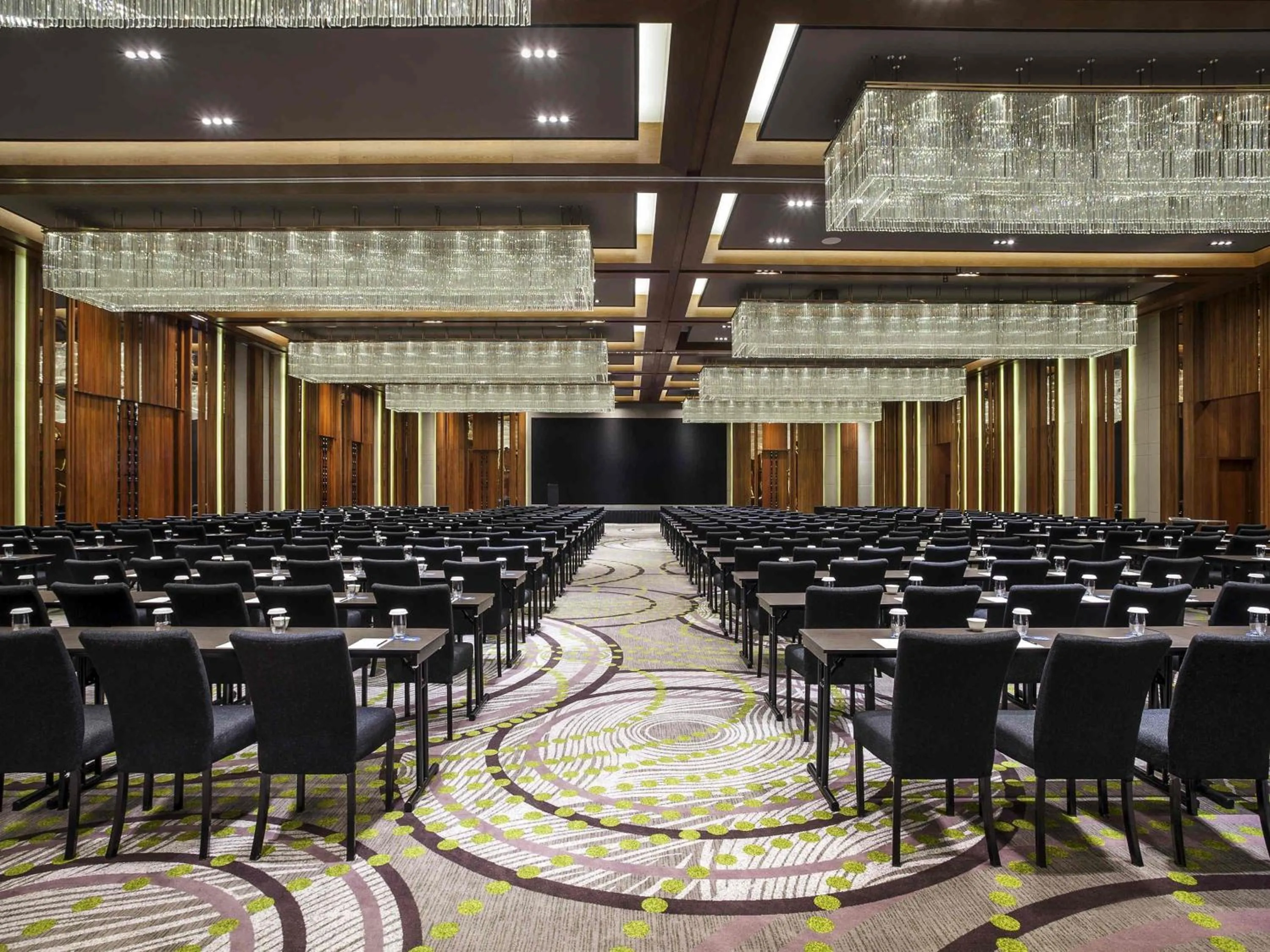 Business facilities in Pullman Ciawi Vimala Hills Resort