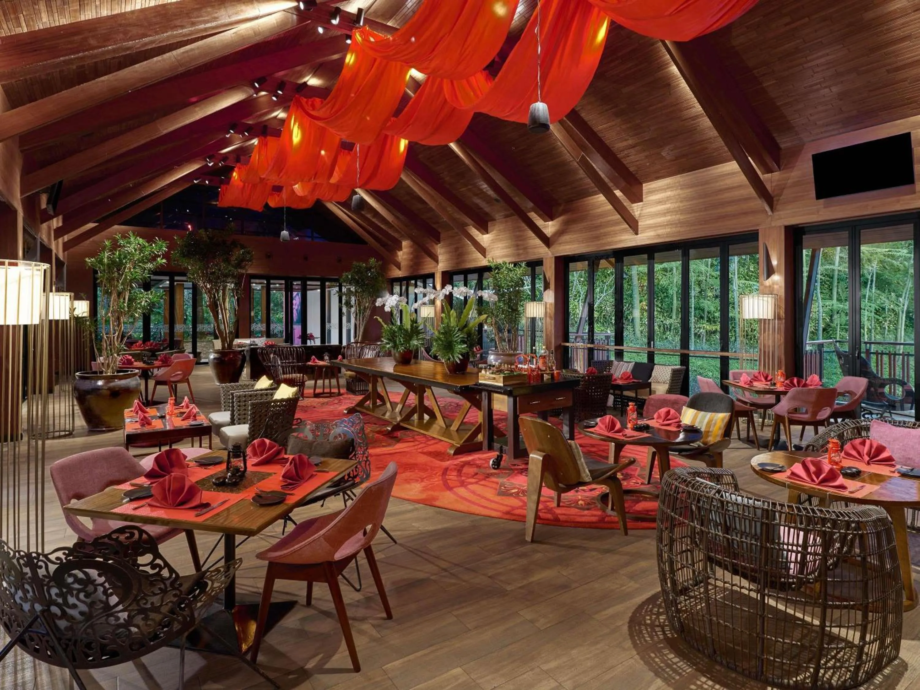 Restaurant/places to eat in Pullman Ciawi Vimala Hills Resort