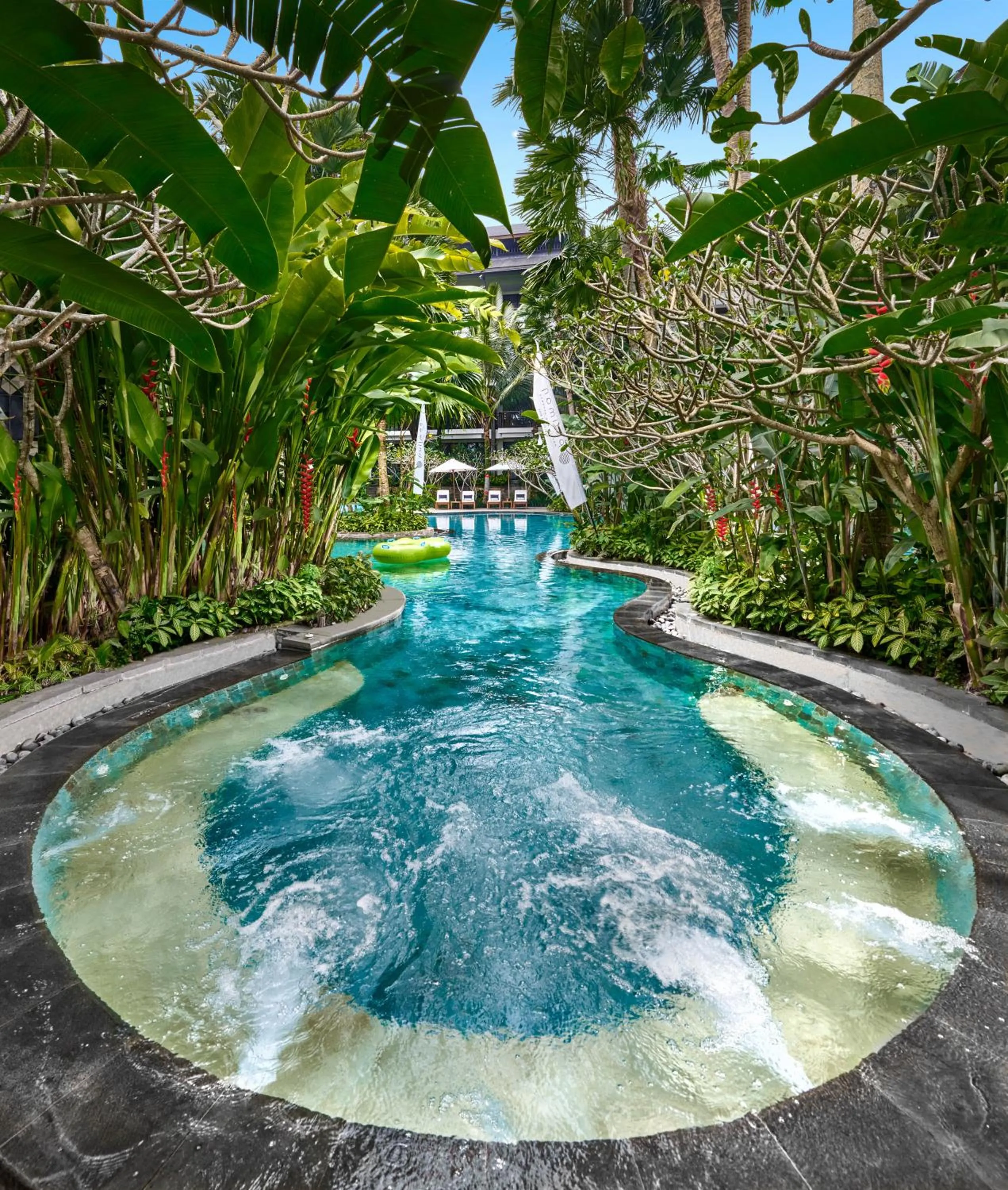 Swimming pool in Pullman Ciawi Vimala Hills Resort