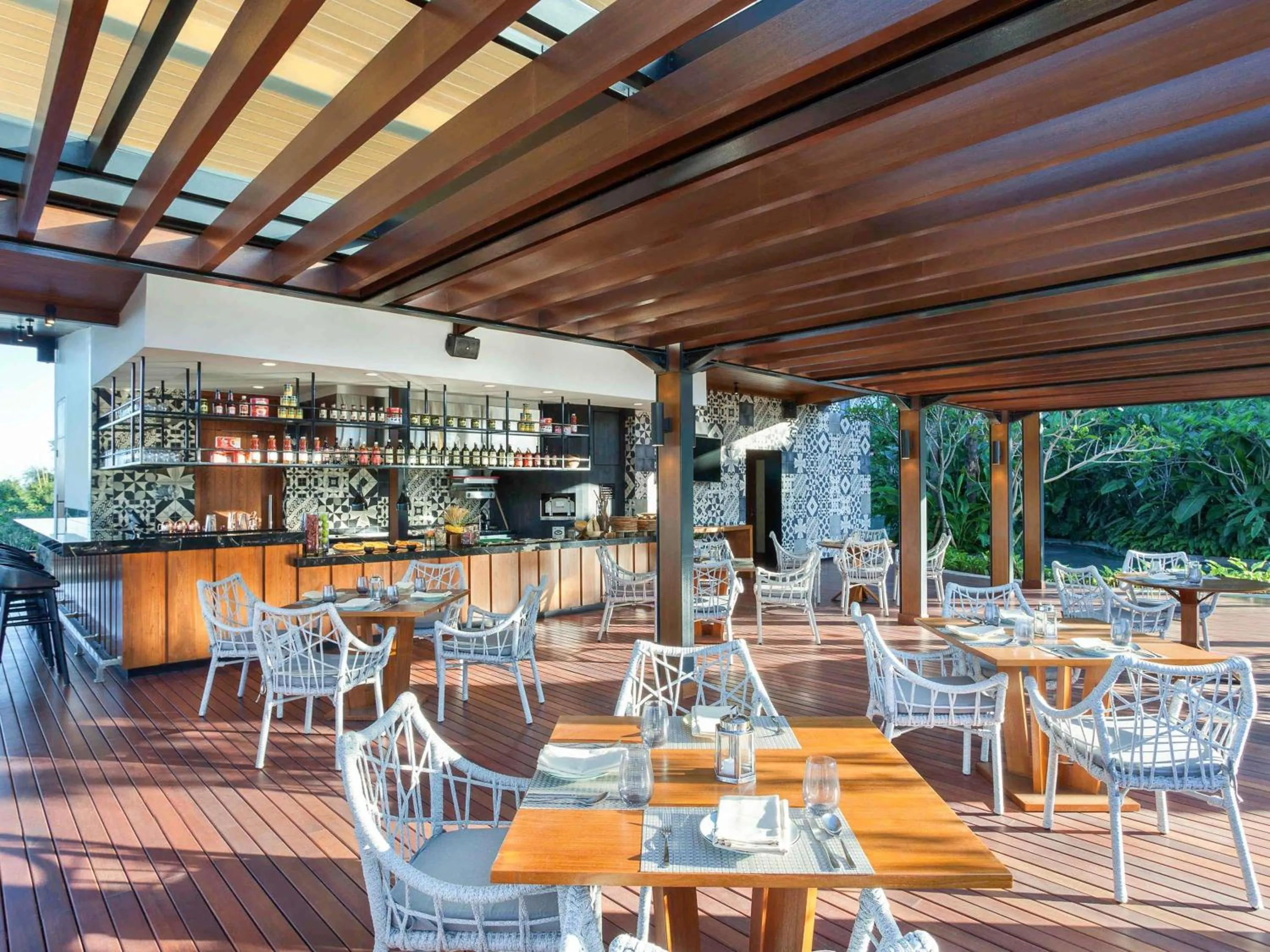 Lounge or bar in Pullman Ciawi Vimala Hills Resort