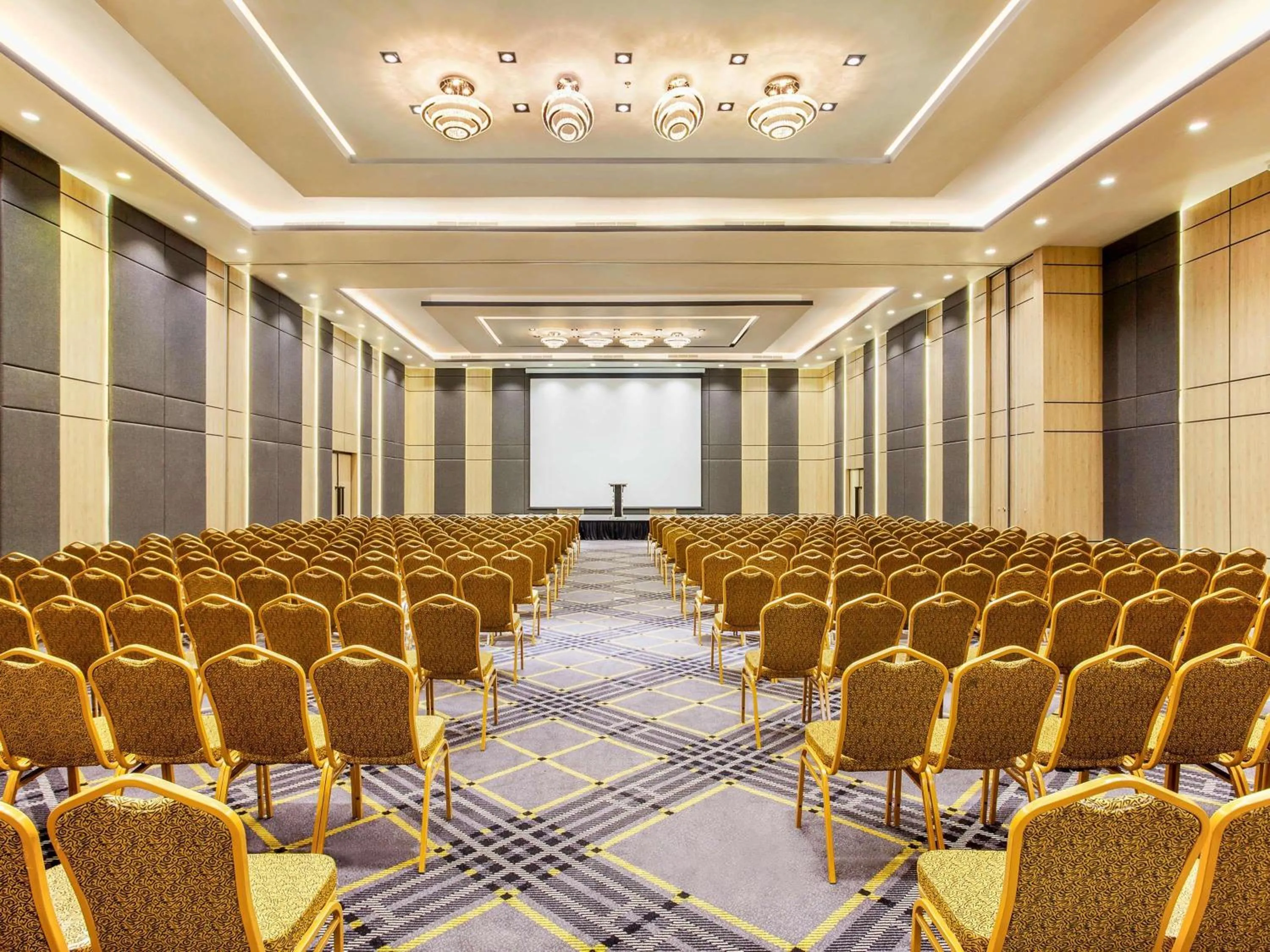 Property building in ibis Styles Bekasi Jatibening