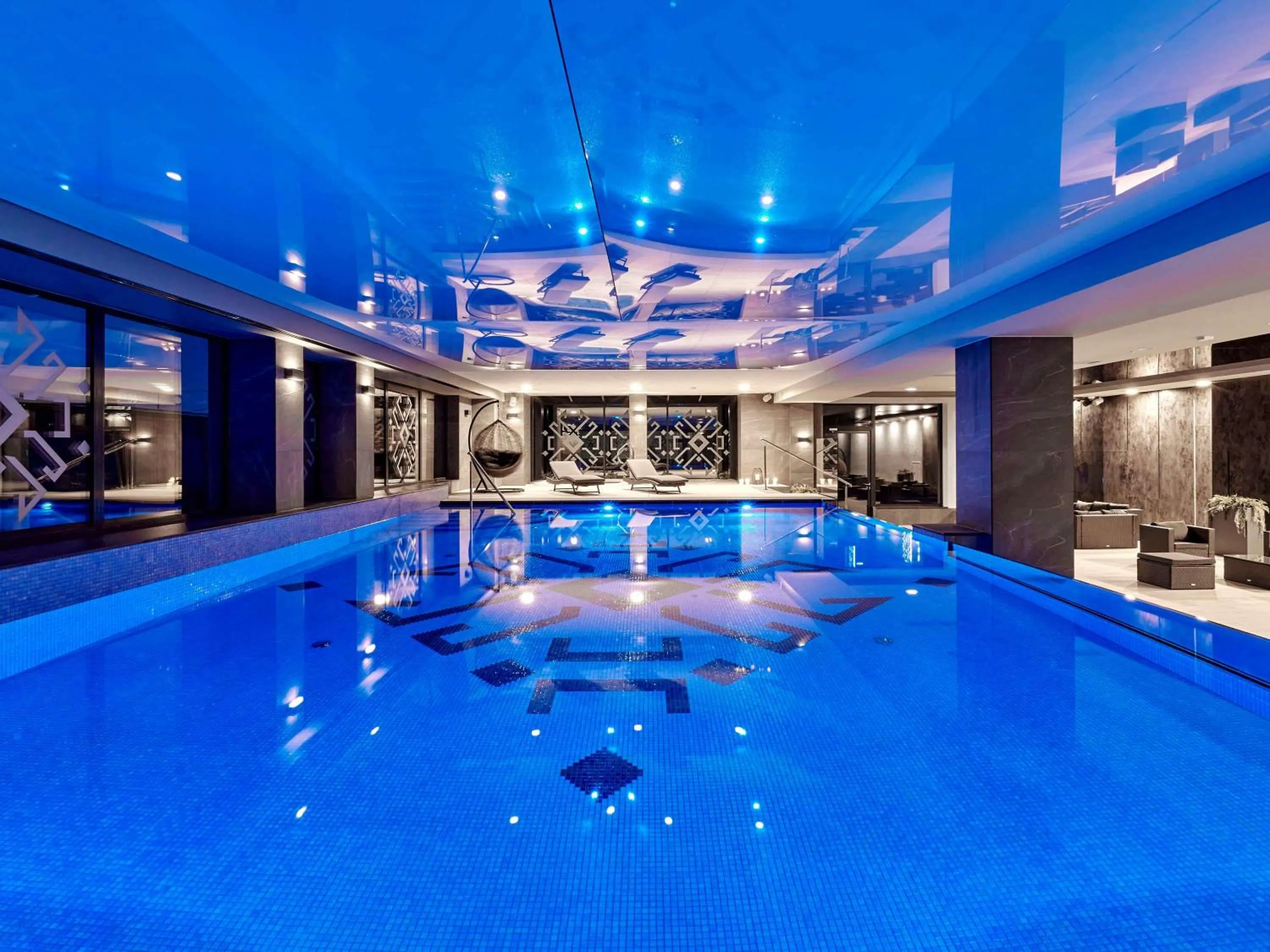 Swimming pool in ibis Styles Nowy Targ