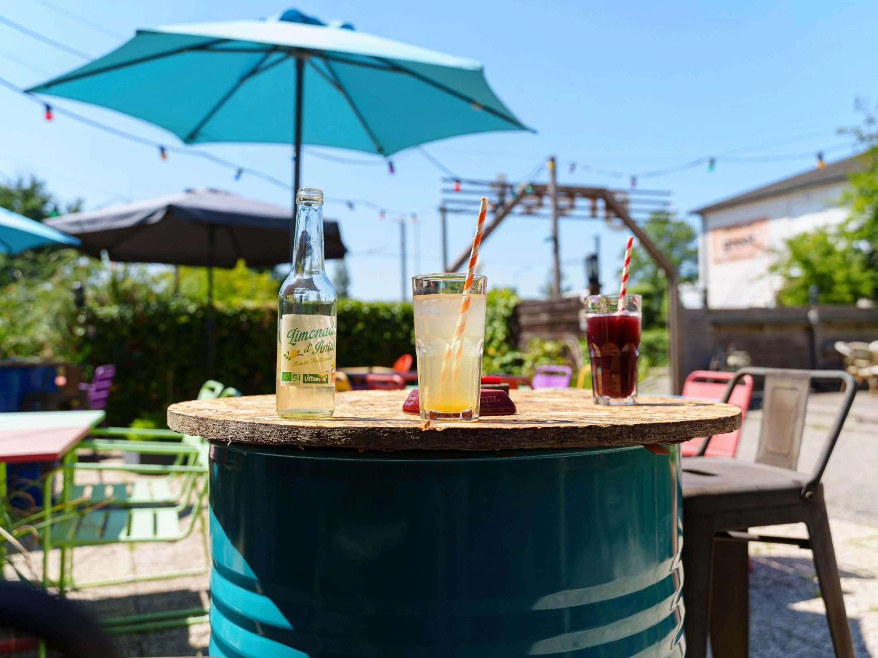 Lounge or bar in greet Hotel Bordeaux Aeroport