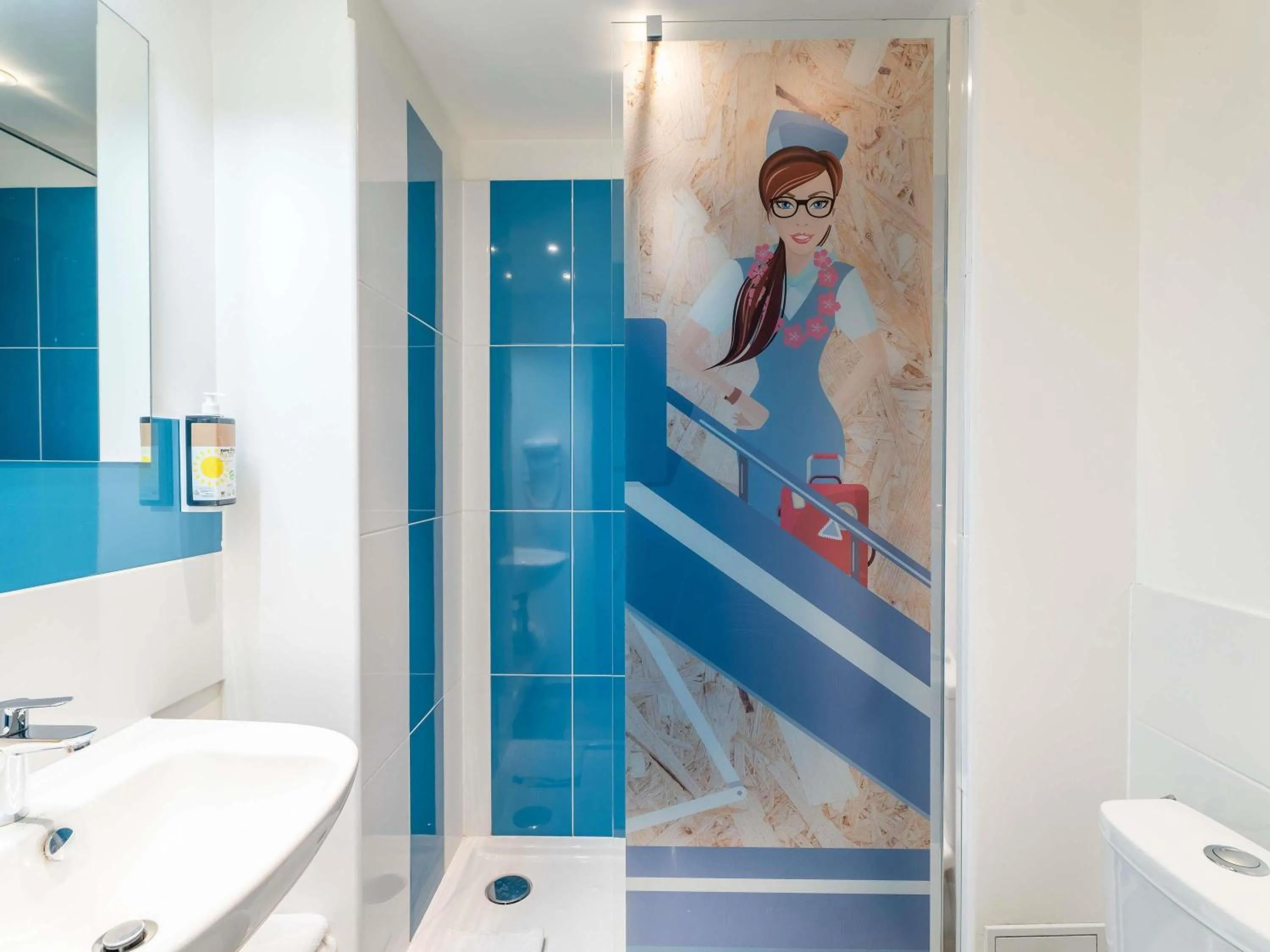 Bedroom in greet Hotel Bordeaux Aeroport