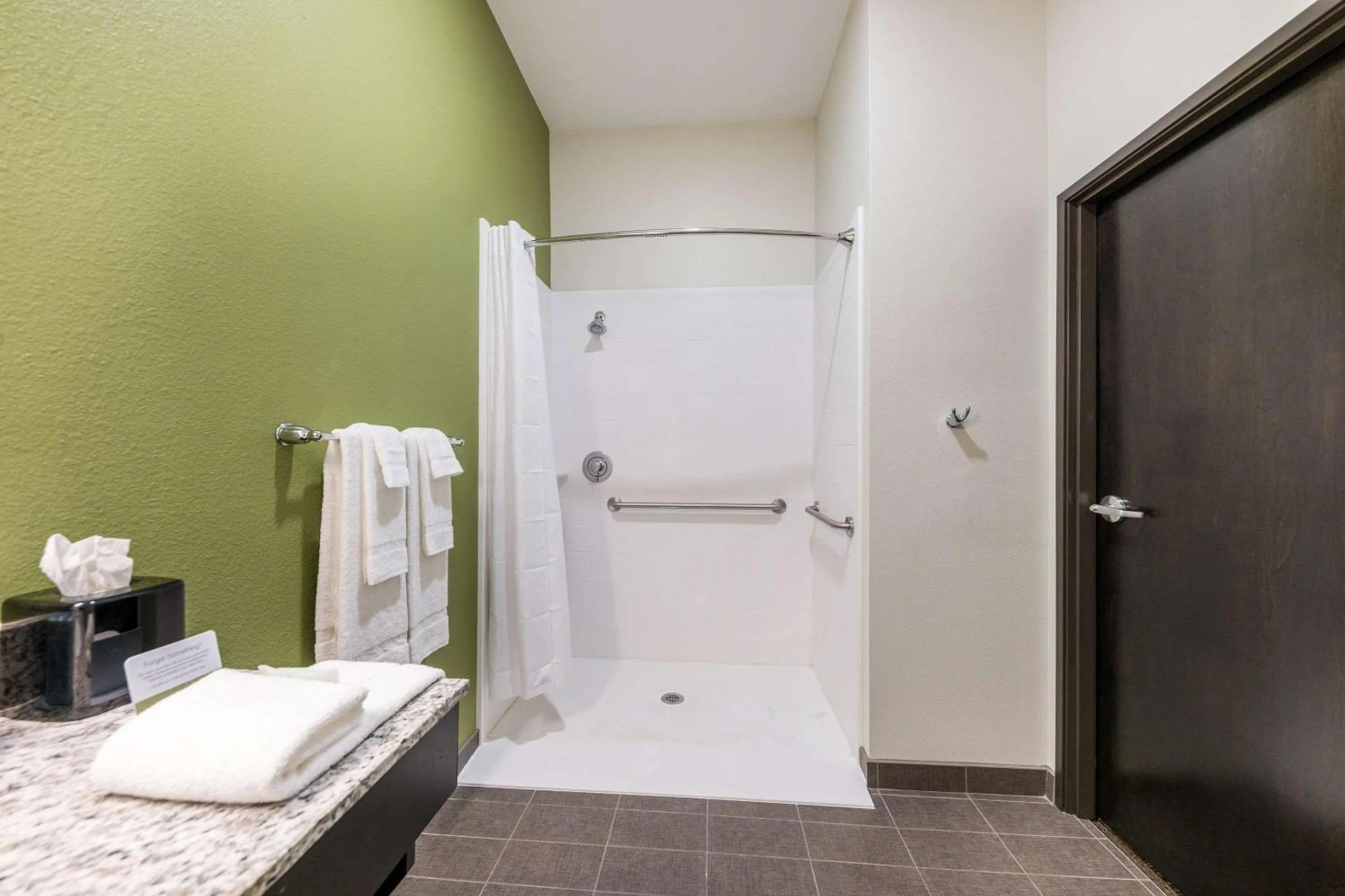 Bathroom in Sleep Inn Baxley