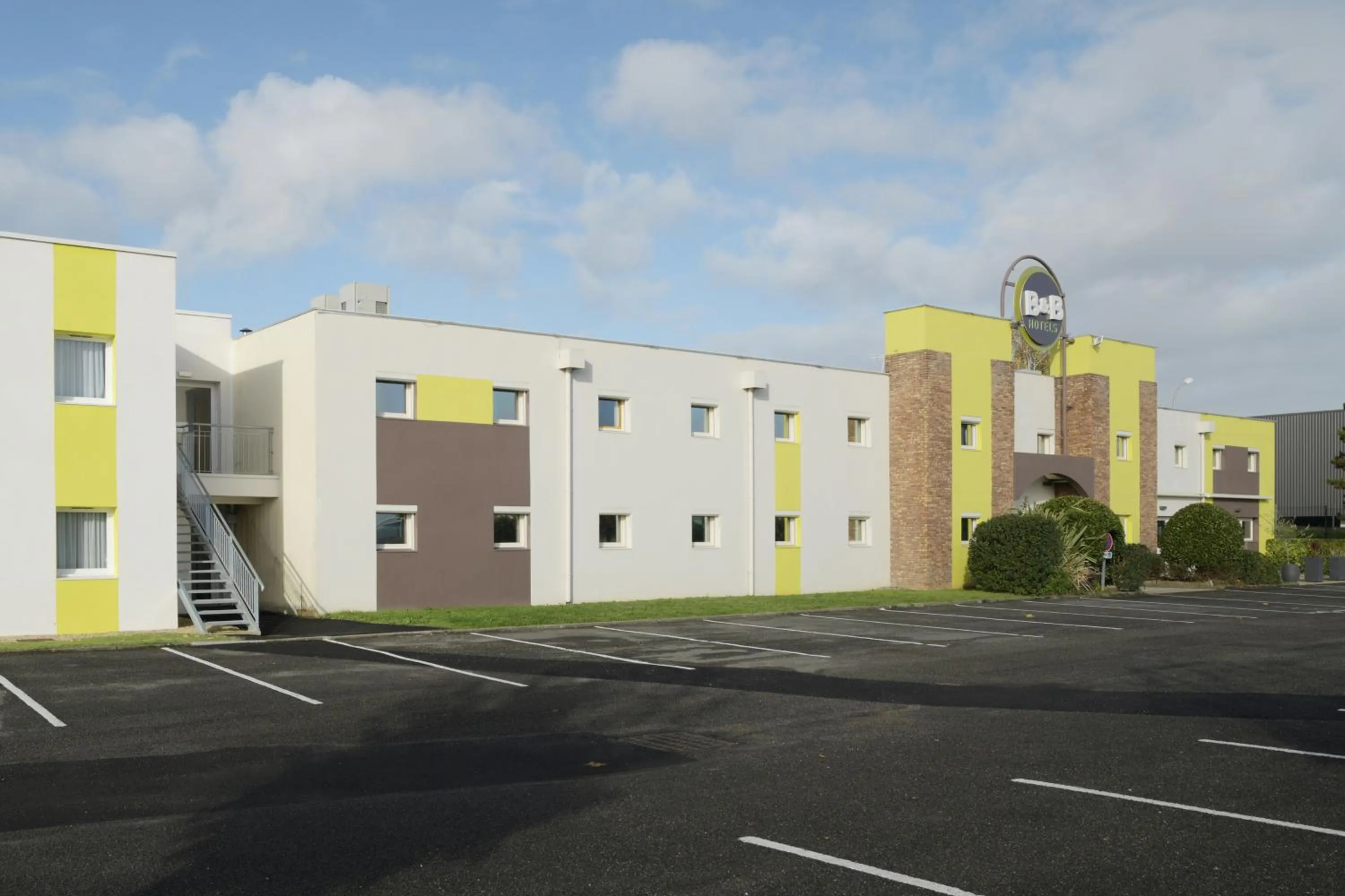 Property building in B&B HOTEL Angoulême