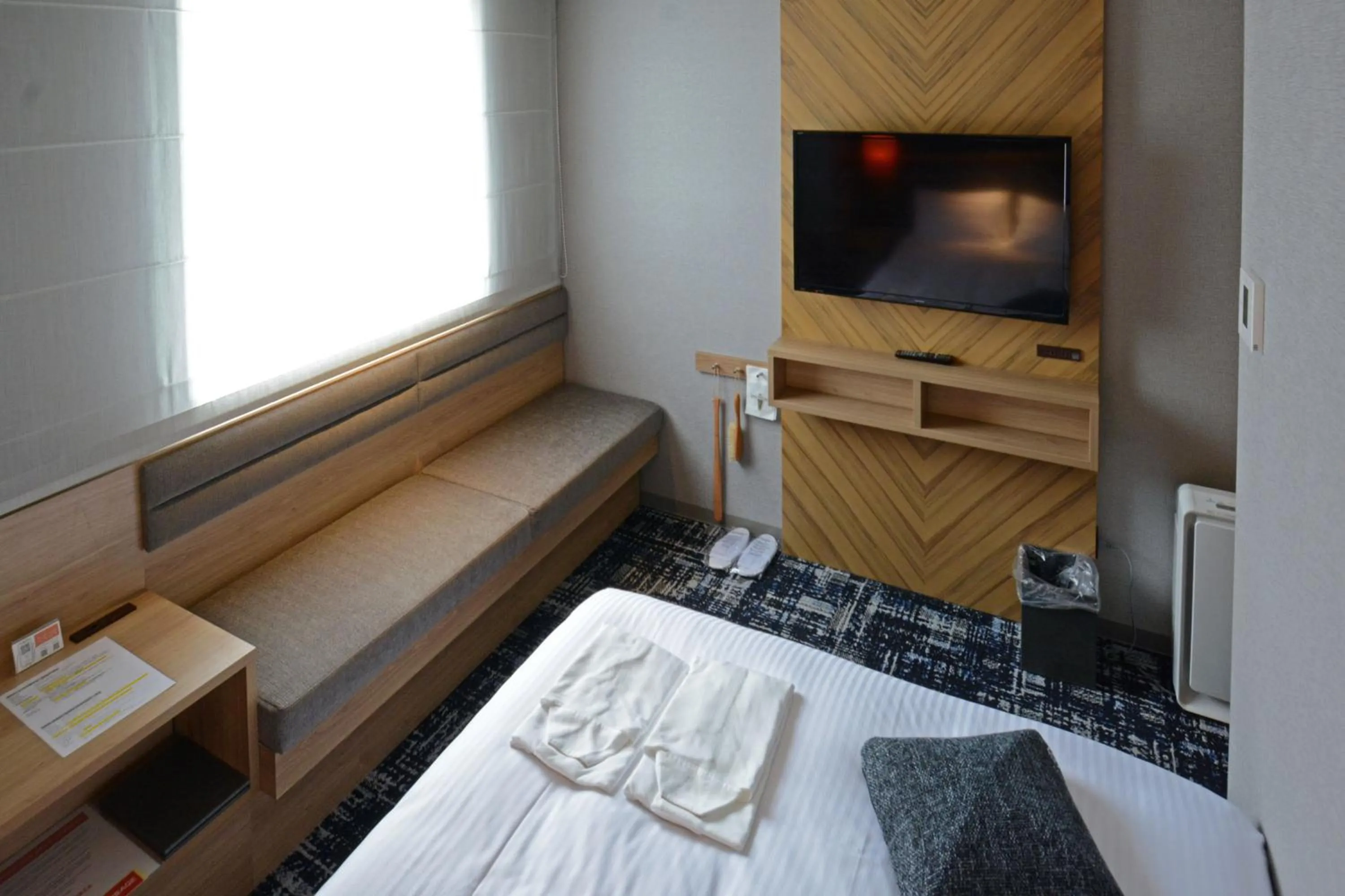 TV and multimedia, Bed in Hotel Forza Osaka Kitahama