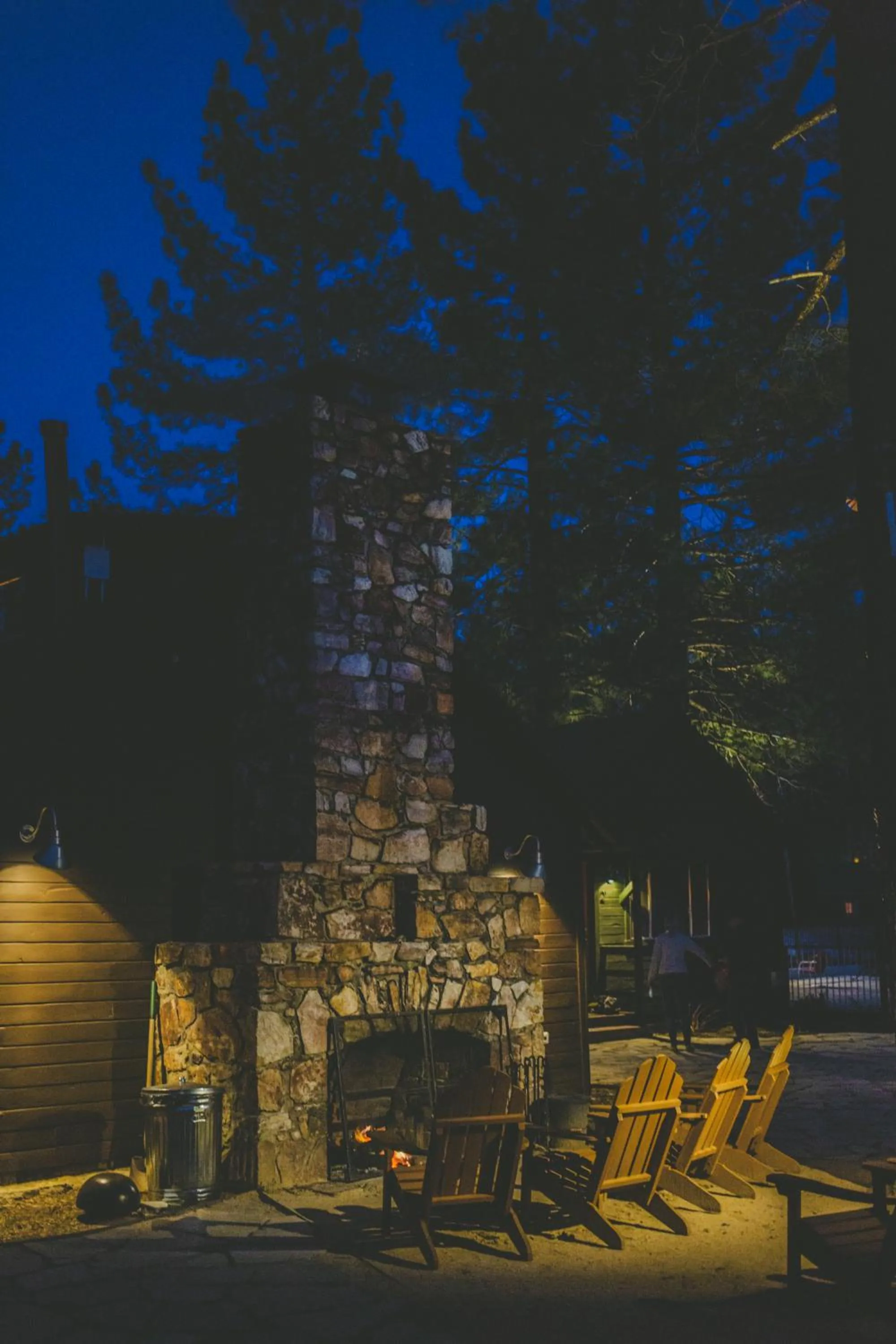 Area and facilities in Noon Lodge