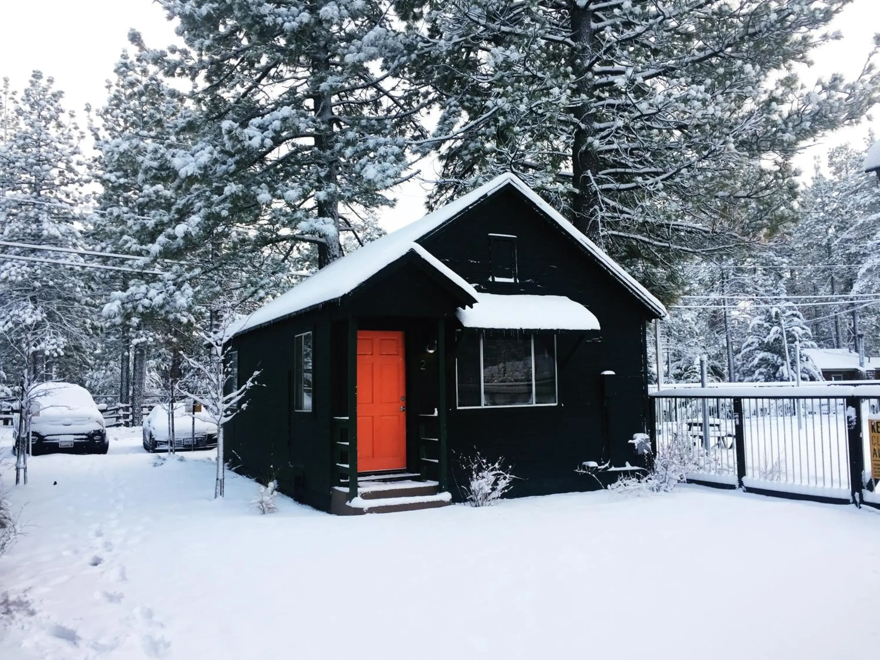 Queen Studio in Noon Lodge Queen Studio in Noon Lodge