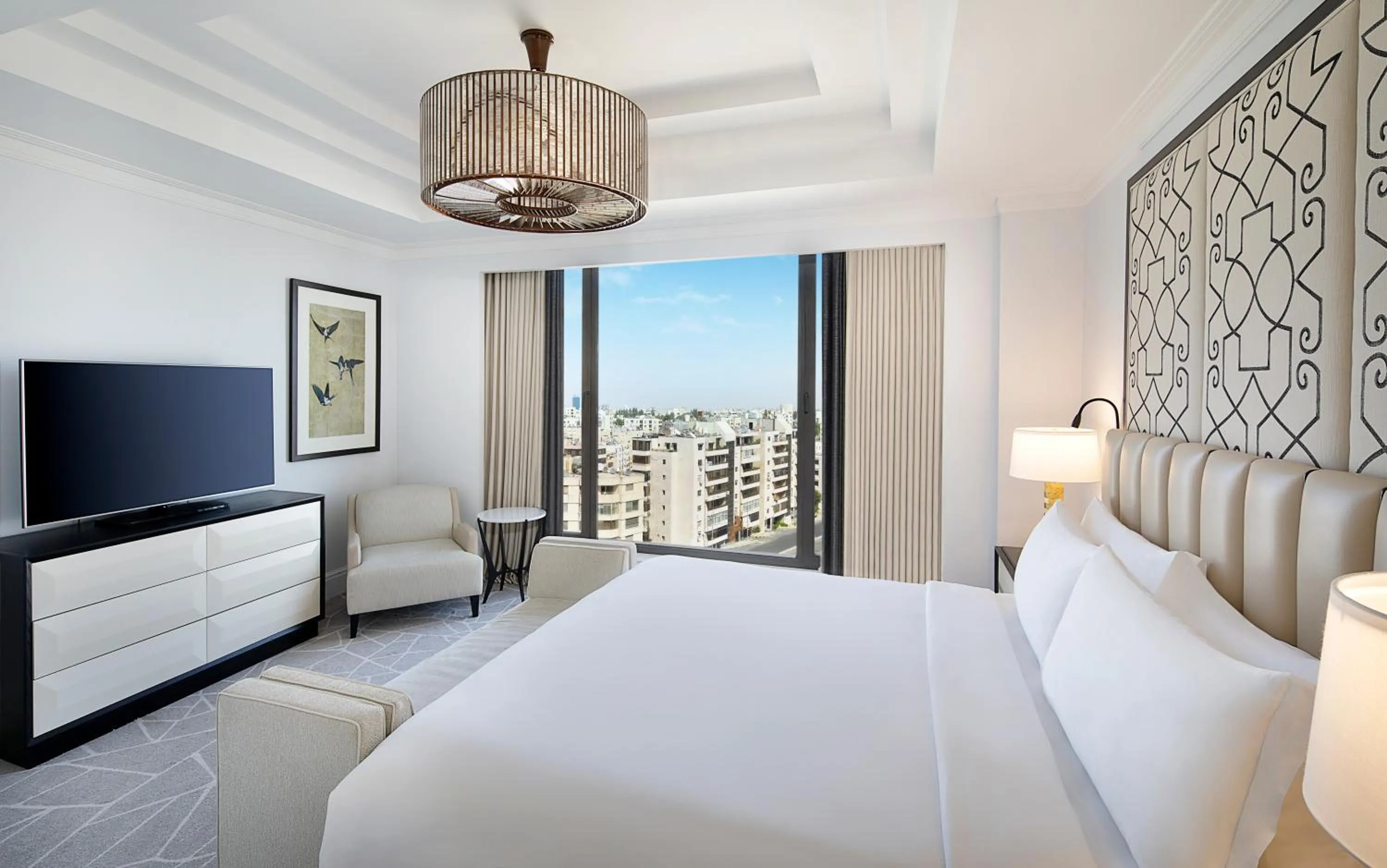 Bedroom, Bed in The St. Regis Amman