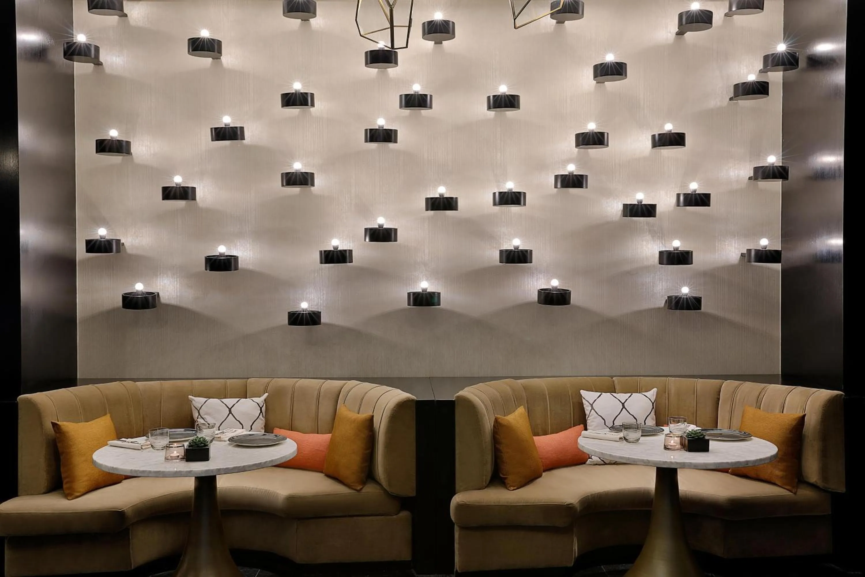 Restaurant/places to eat in The St. Regis Amman