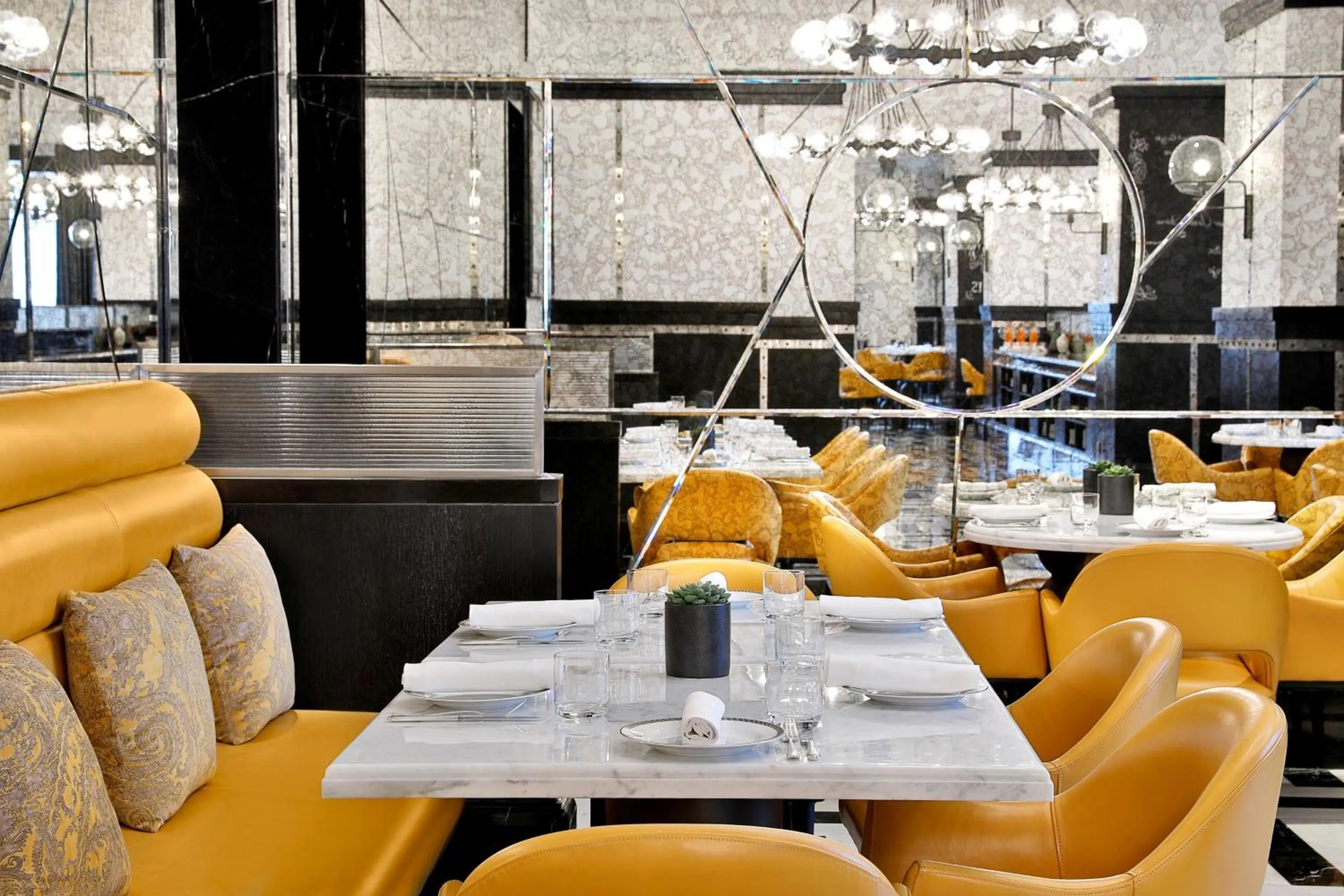 Restaurant/places to eat in The St. Regis Amman