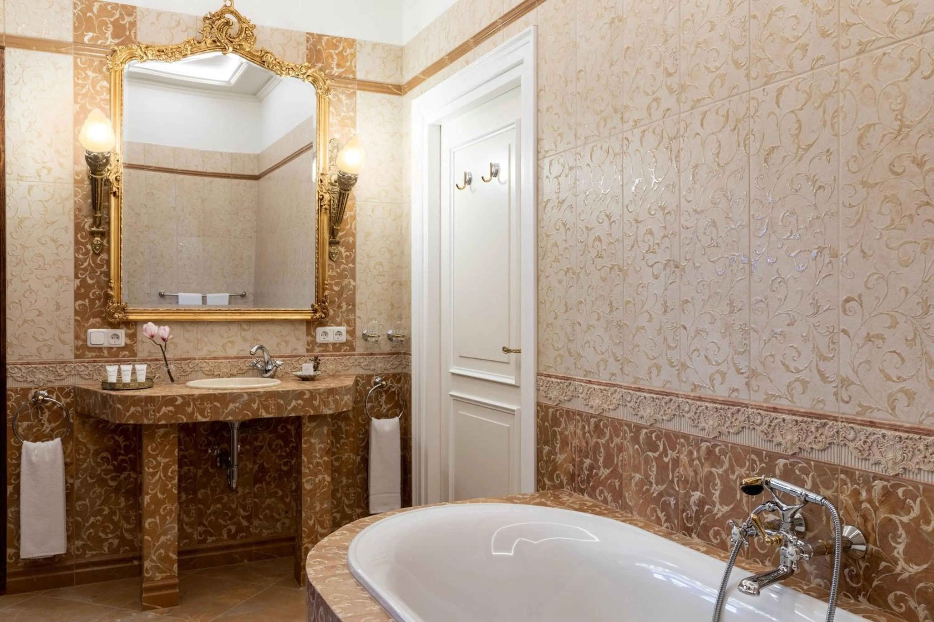 Bathroom in Schloss Lieser, Autograph Collection