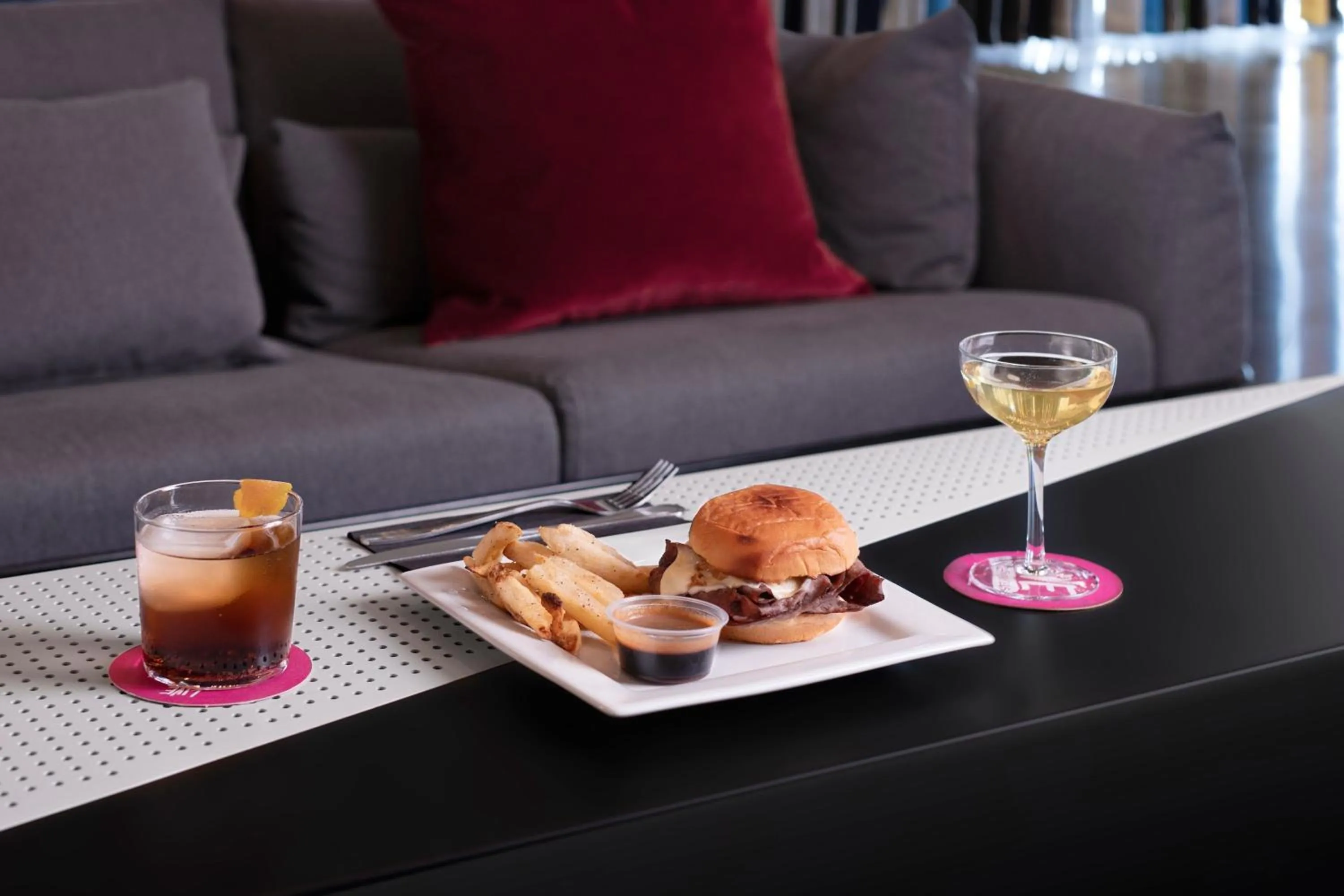 Restaurant/places to eat in Aloft Oklahoma City Quail Springs
