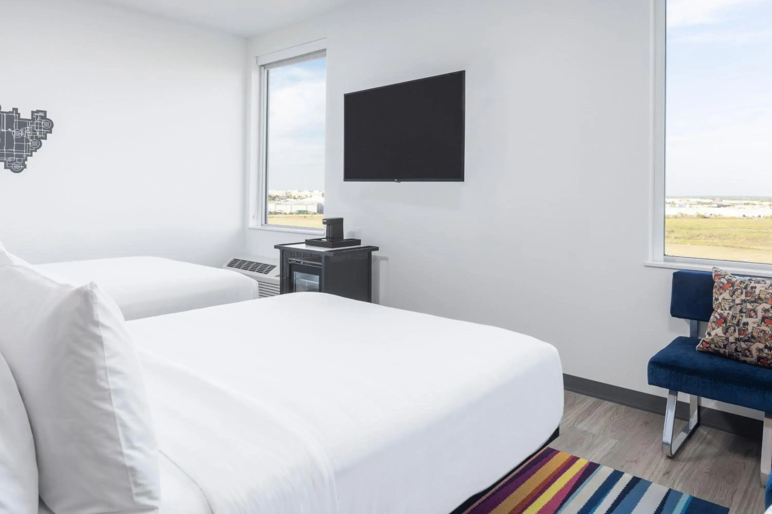 Queen Room with Two Queen Beds in Aloft Oklahoma City Quail Springs Queen Room with Two Queen Beds in Aloft Oklahoma City Quail Springs