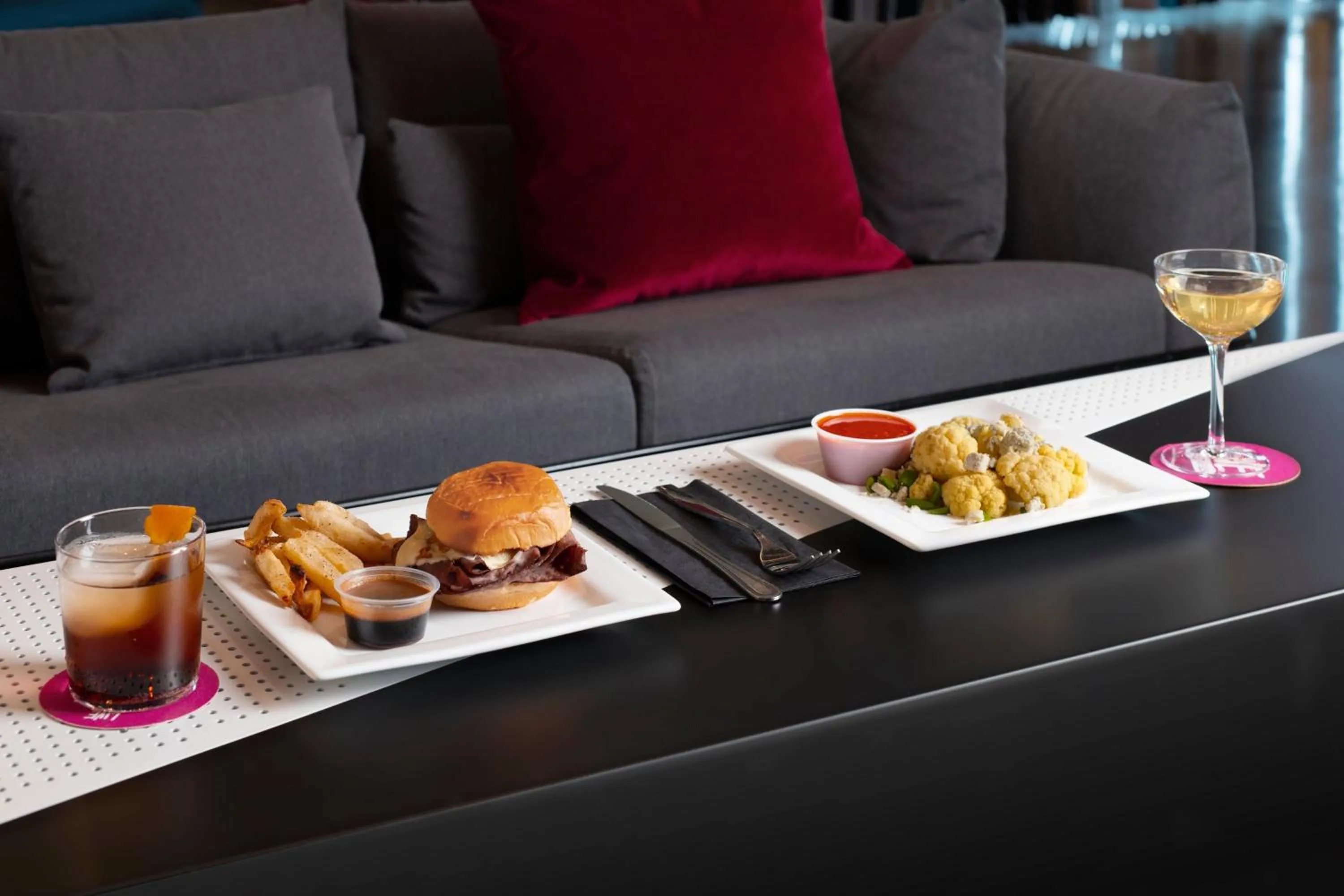 Restaurant/places to eat in Aloft Oklahoma City Quail Springs
