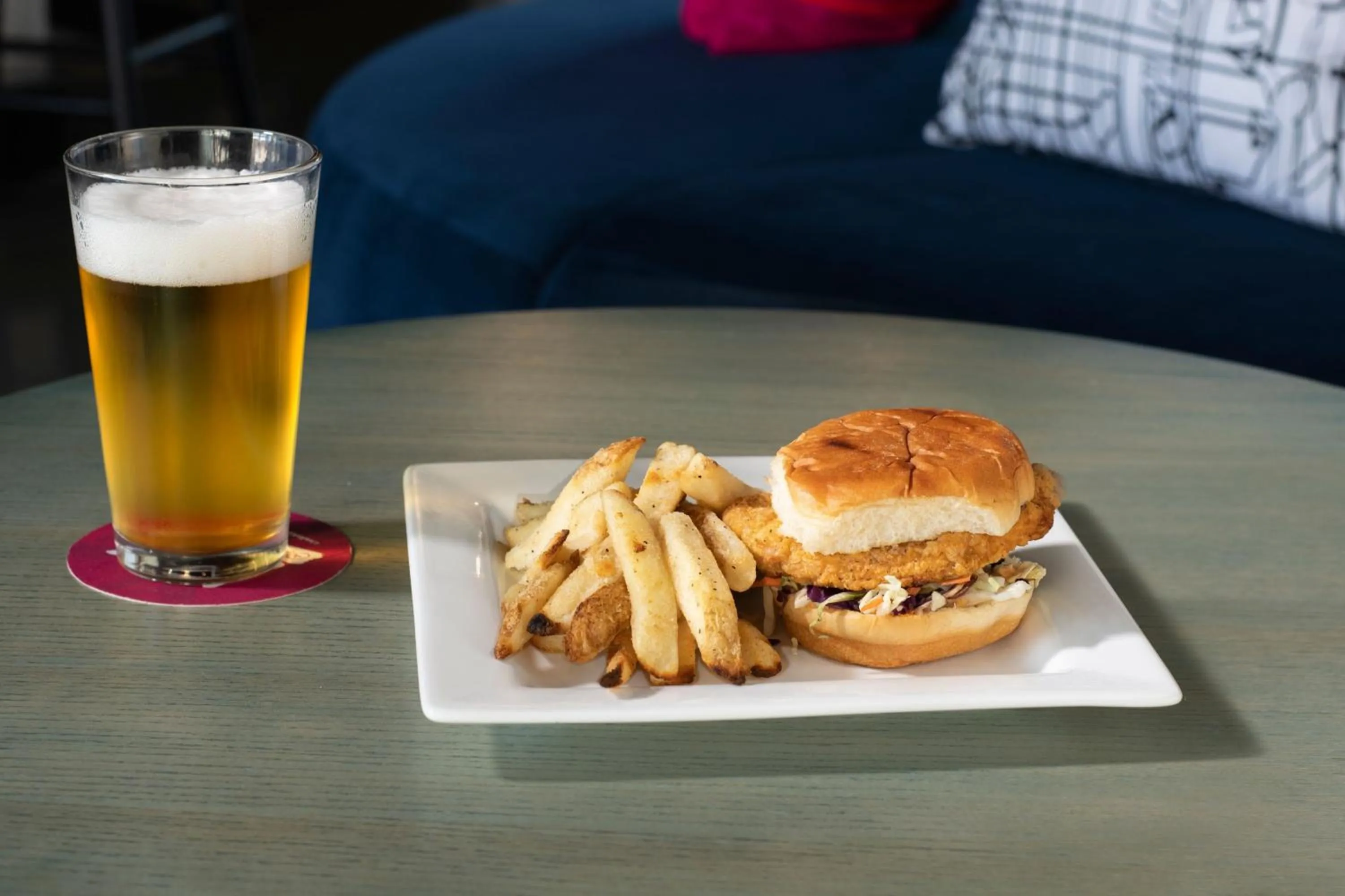 Restaurant/places to eat in Aloft Oklahoma City Quail Springs