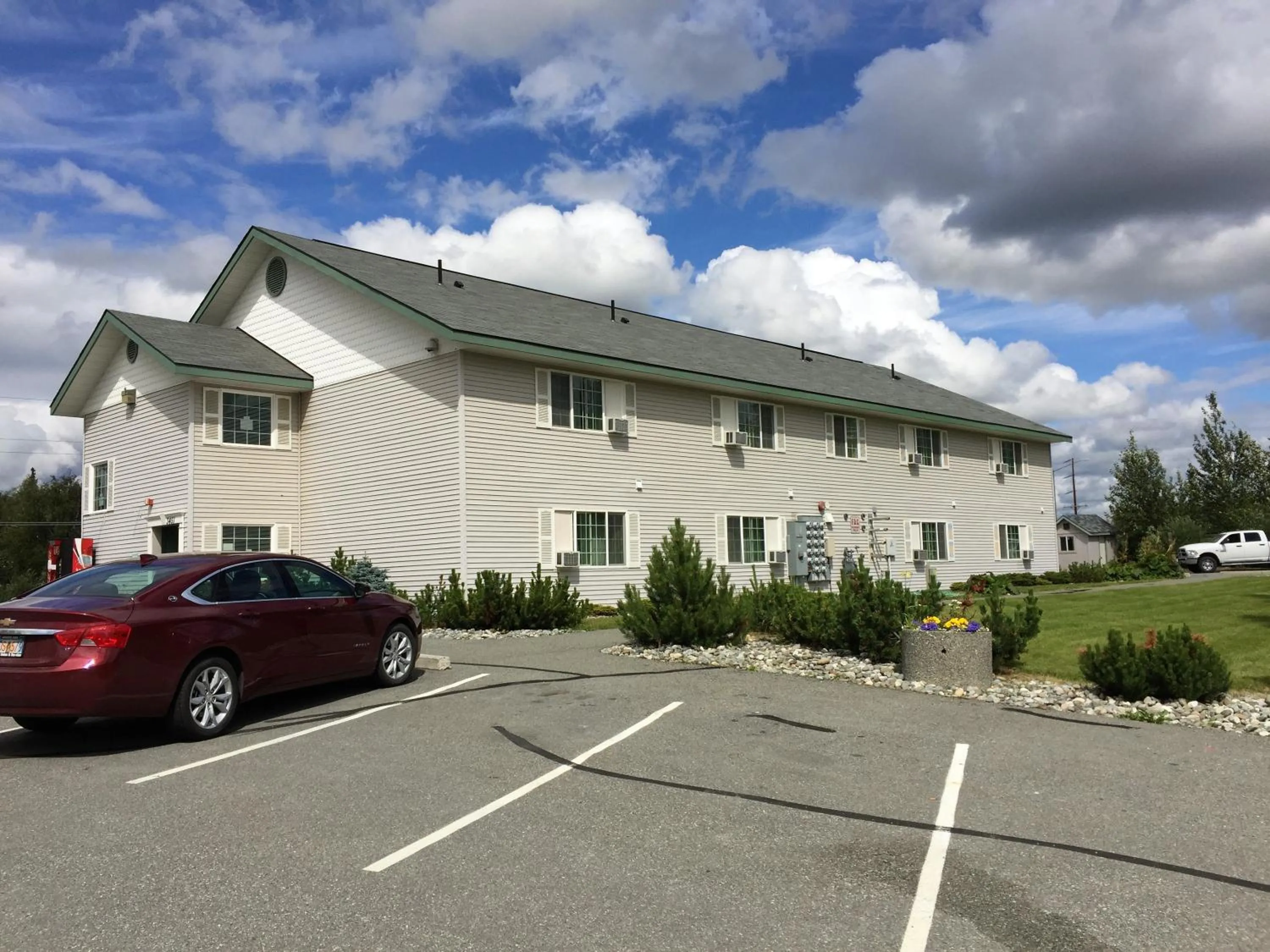 Property building in Alaska's Select Inn Wasilla