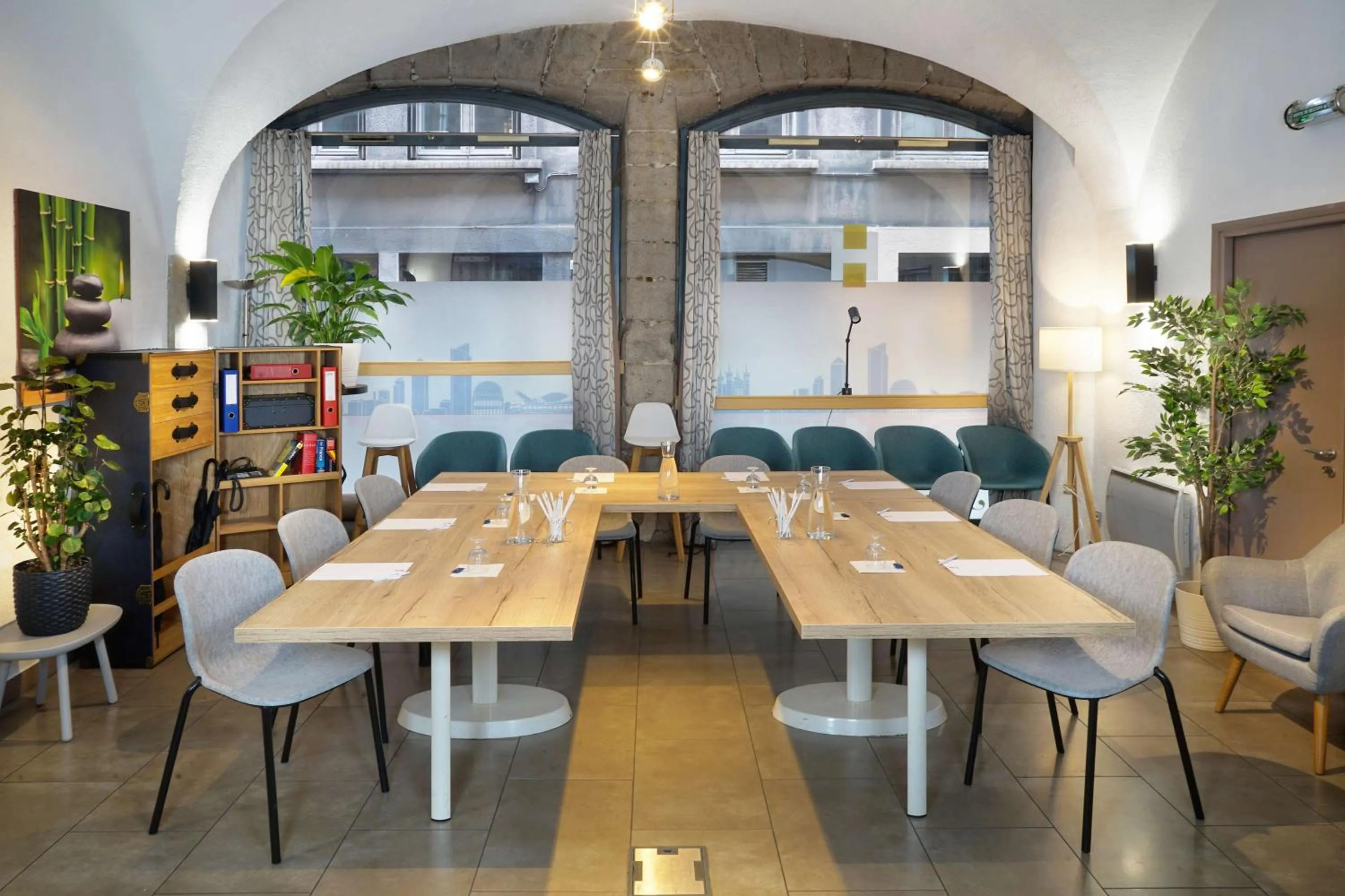 On site in Best Western Lyon Saint-Antoine