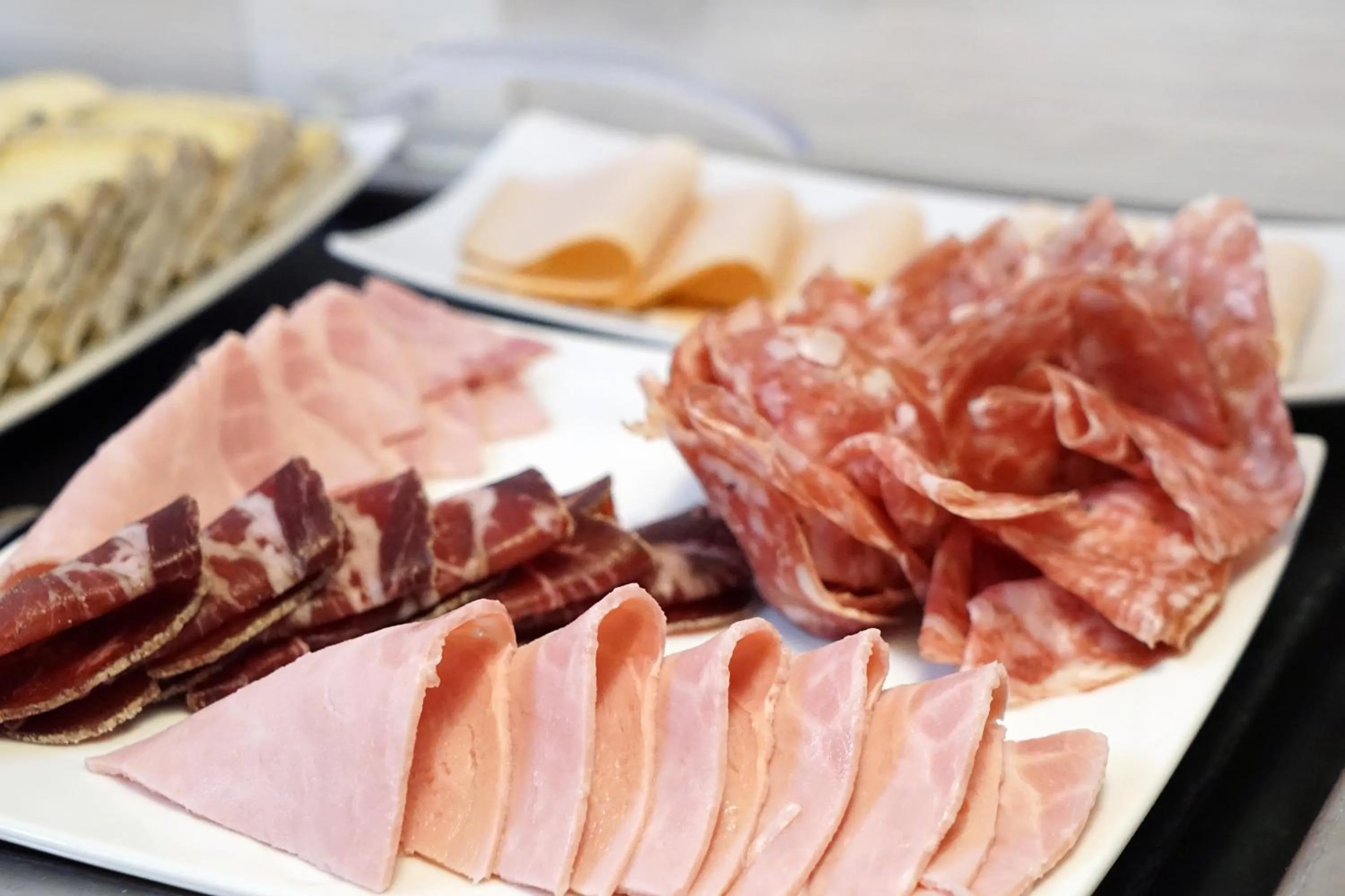 Food in Best Western Lyon Saint-Antoine