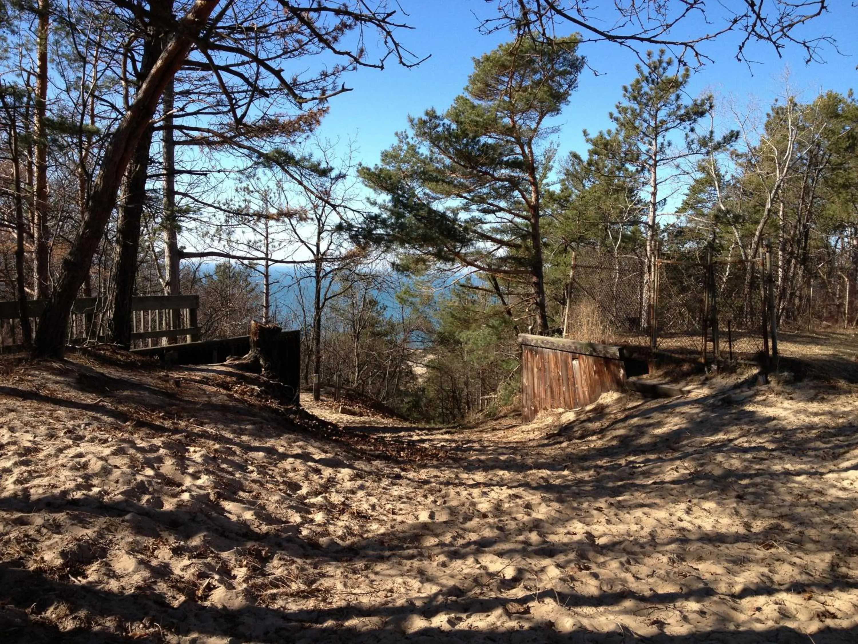 Nearby landmark in Maplewood Hotel