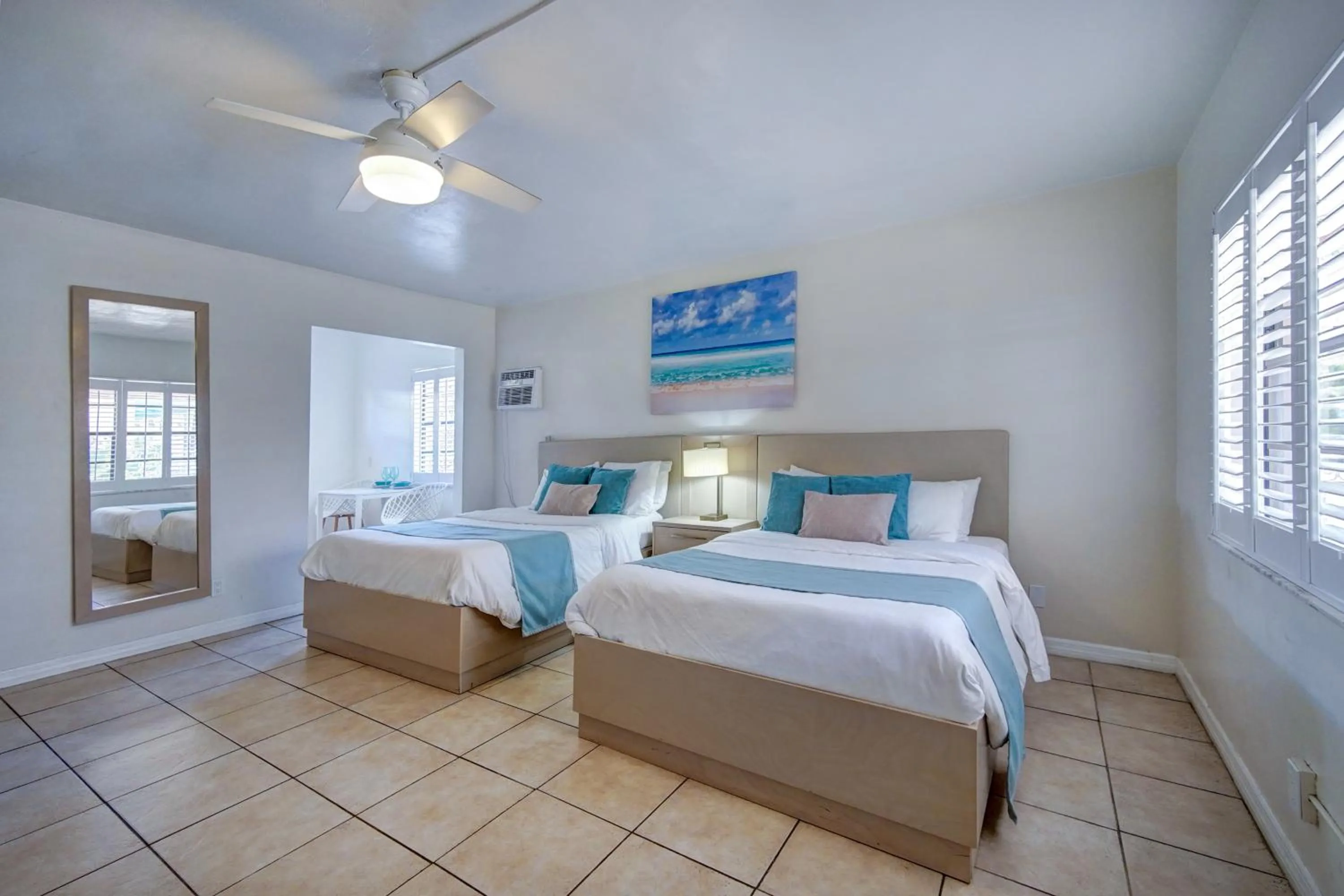 Bedroom, Bed in Sea Garden by the Sea