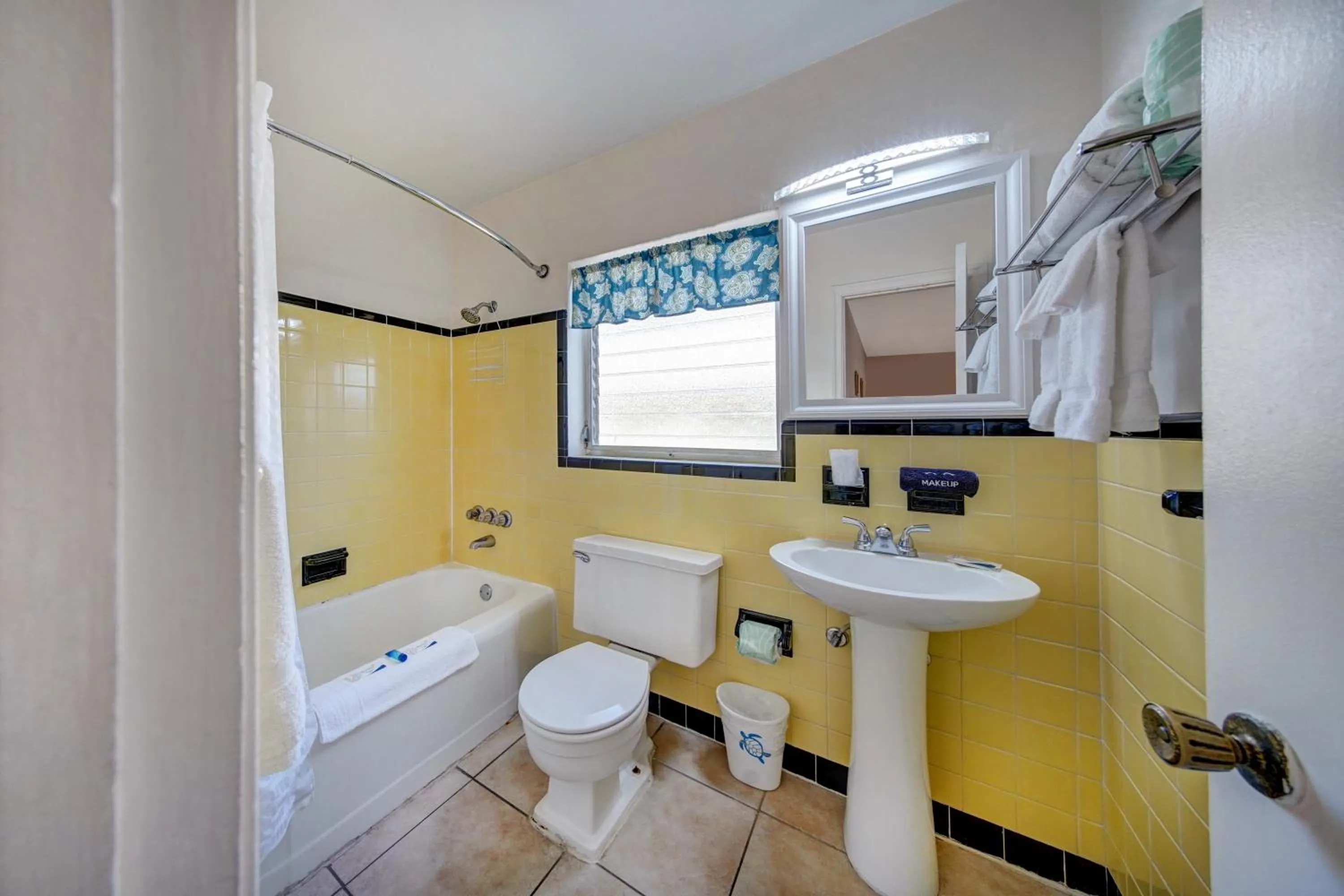 Bathroom in Sea Garden by the Sea