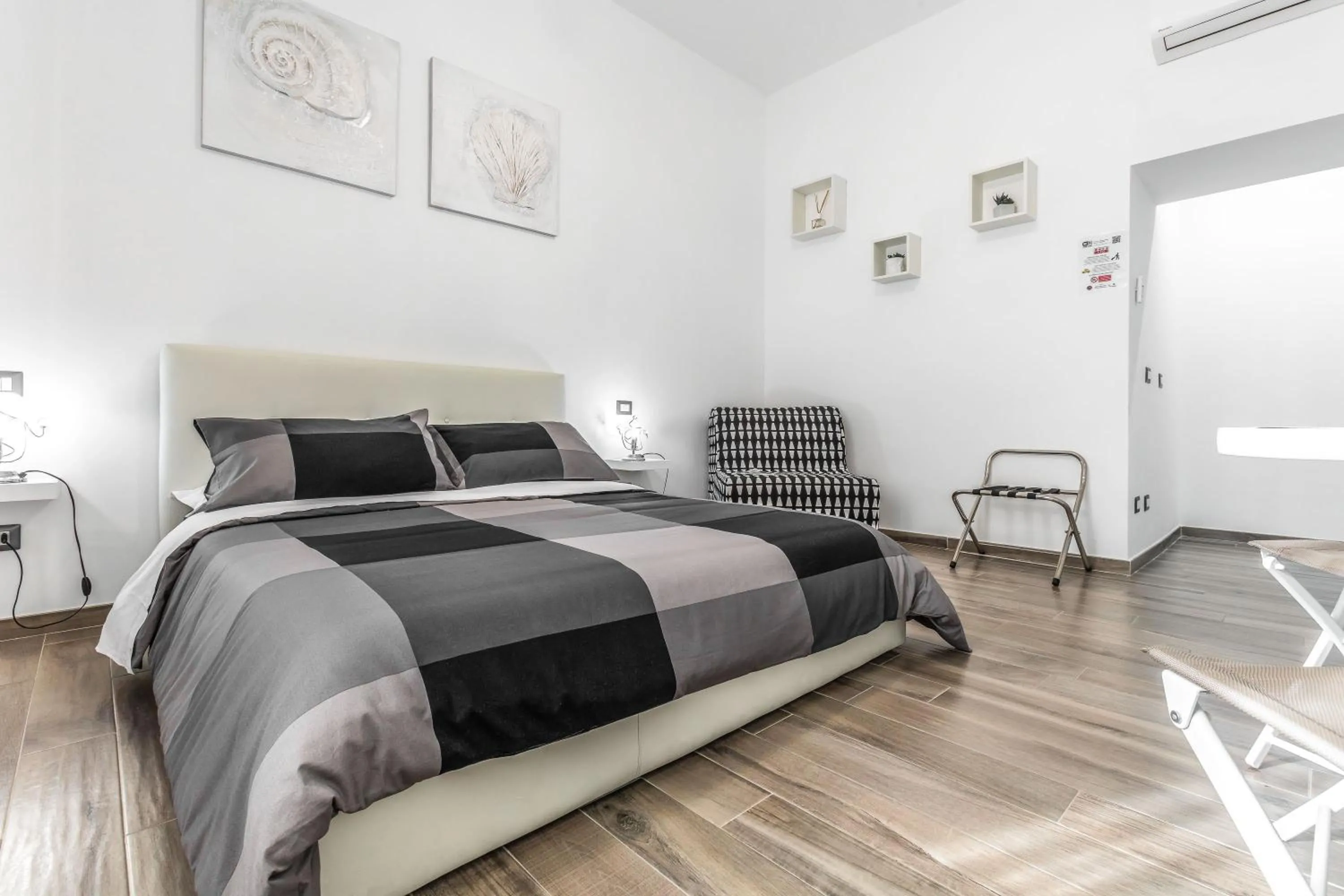 Scirocco Rooms