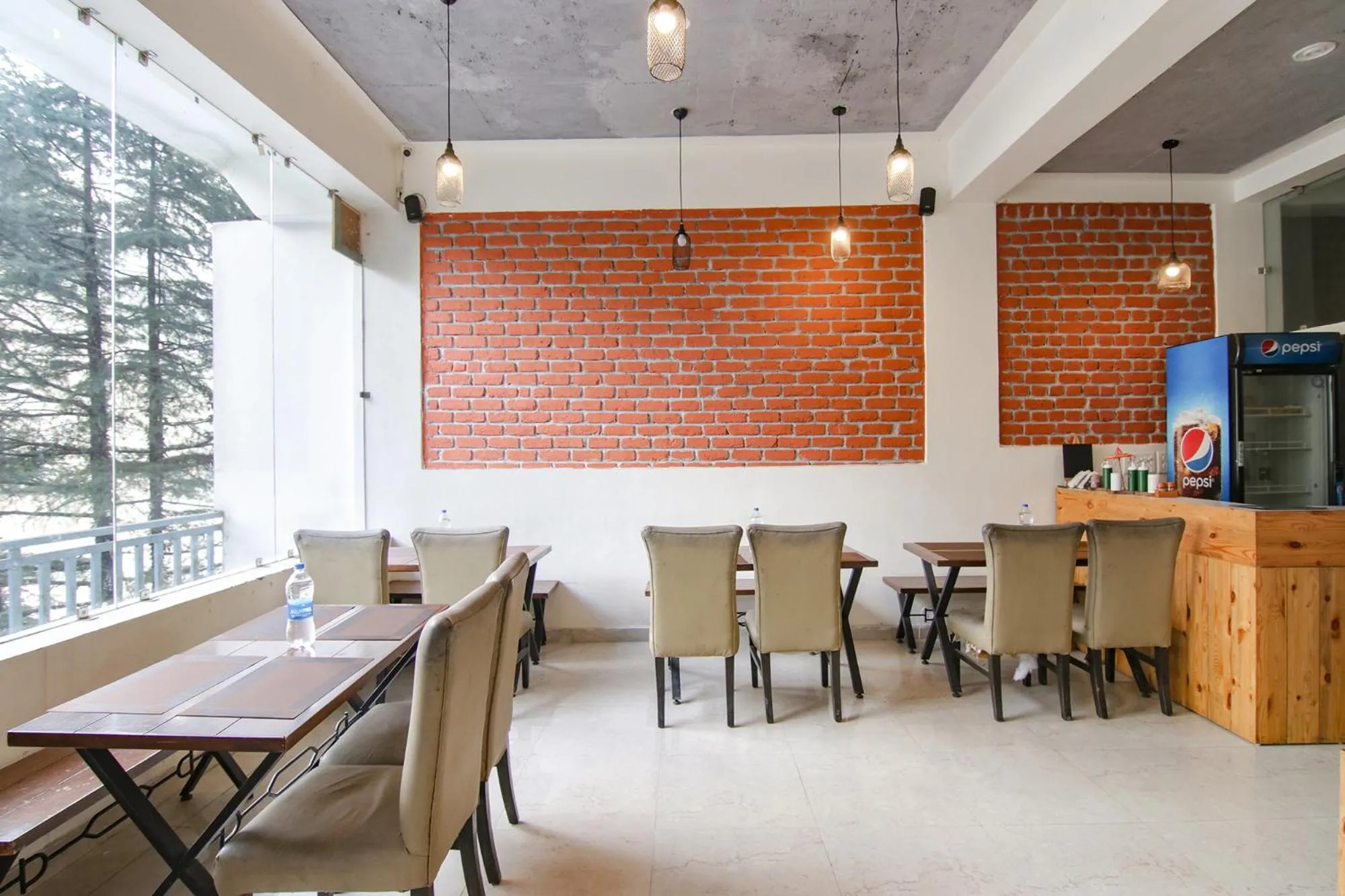 Restaurant/places to eat in White Water Inn Mcleodganj