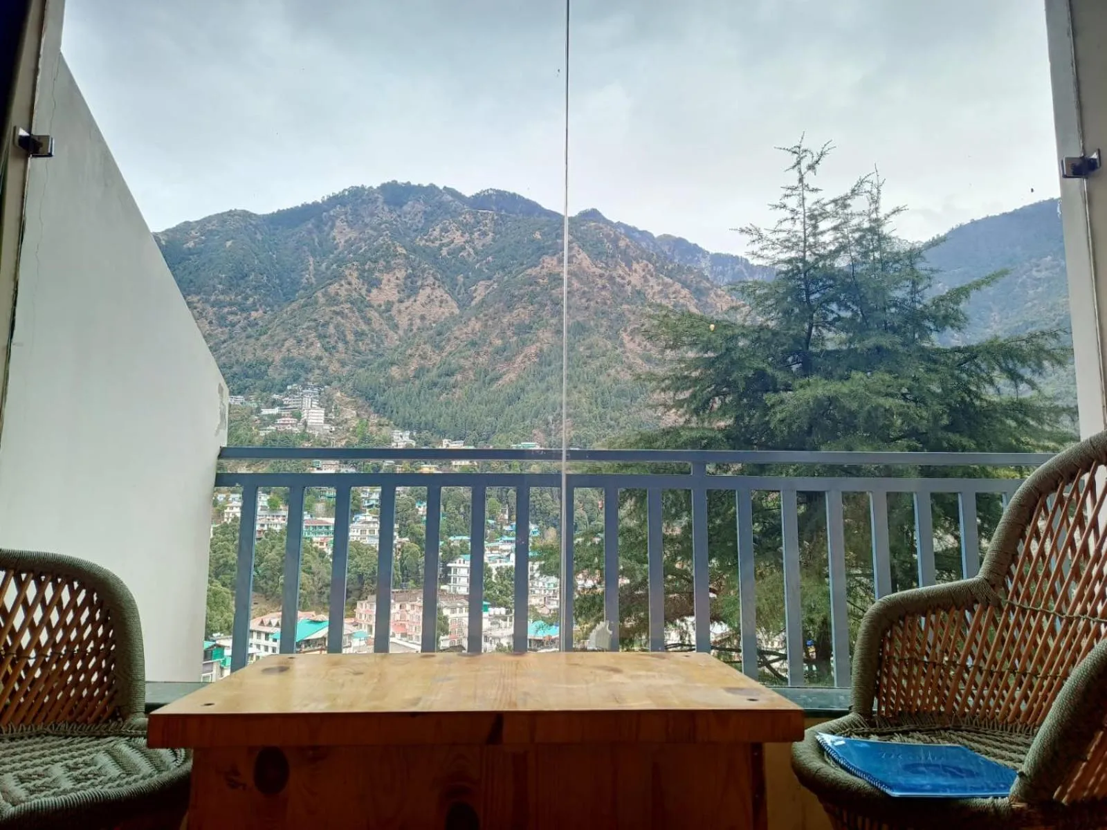 Bedroom in White Water Inn Mcleodganj