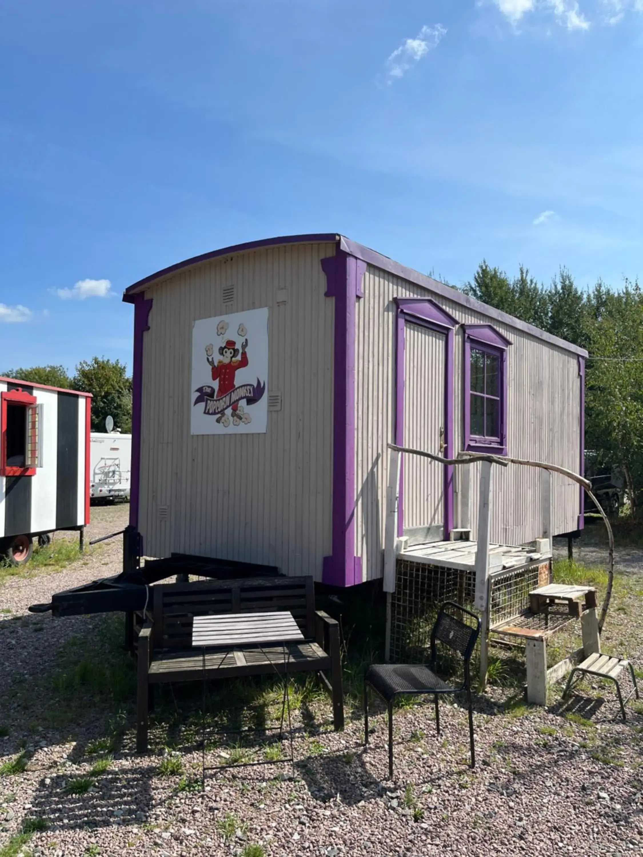 Economy Quadruple Room with Shared Bathroom - single occupancy in Grand Circus Hotel Economy Quadruple Room with Shared Bathroom - single occupancy in Grand Circus Hotel