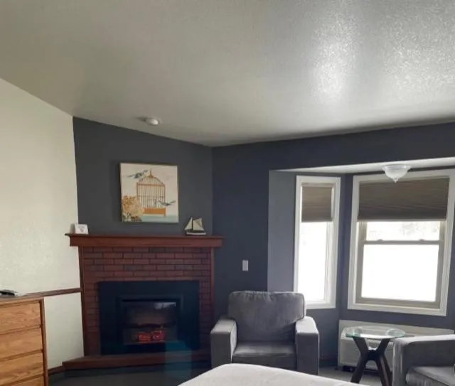 TV and multimedia in Hilltop Inn Broomfield Denver