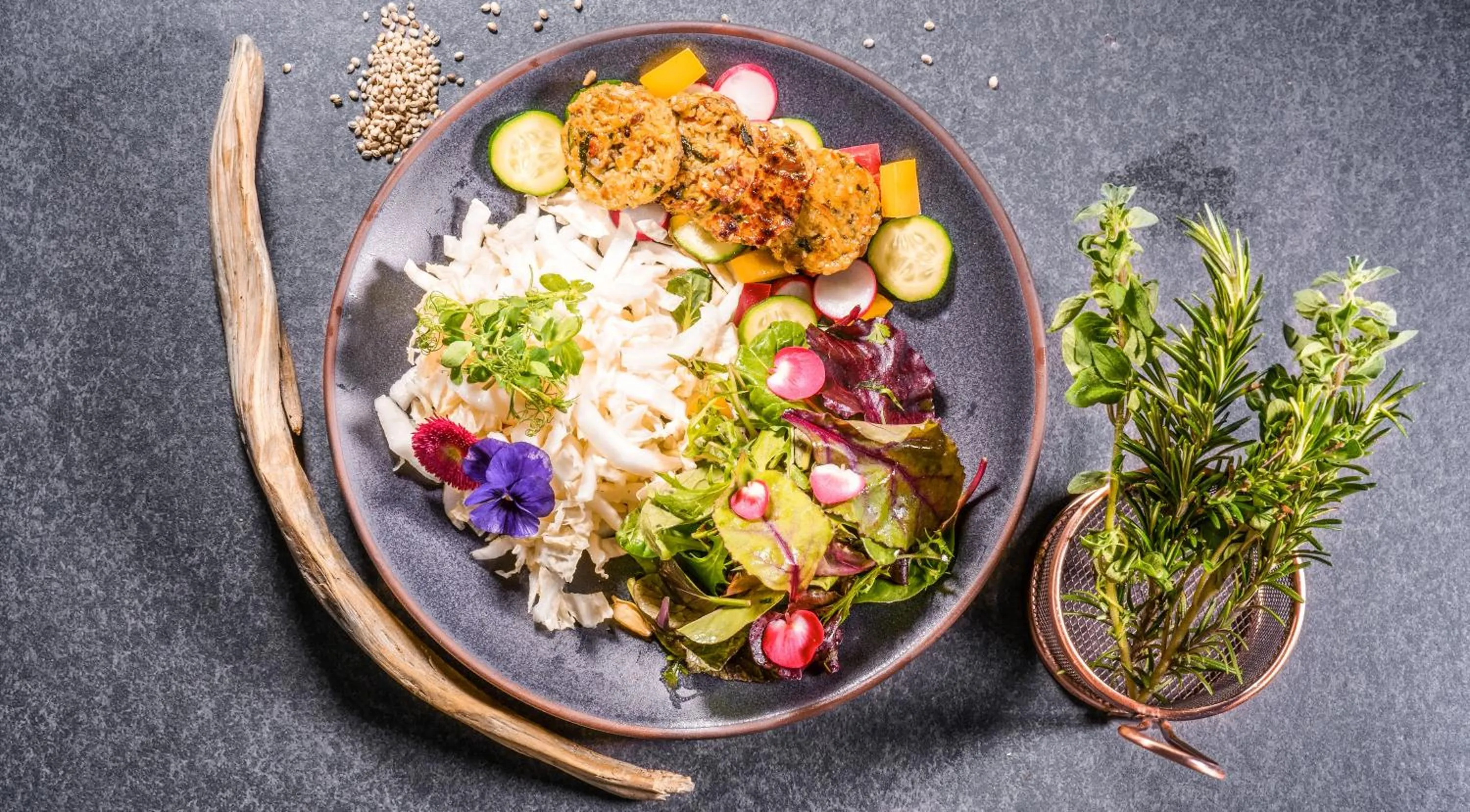 Restaurant/places to eat in The Keep Eco Rooms