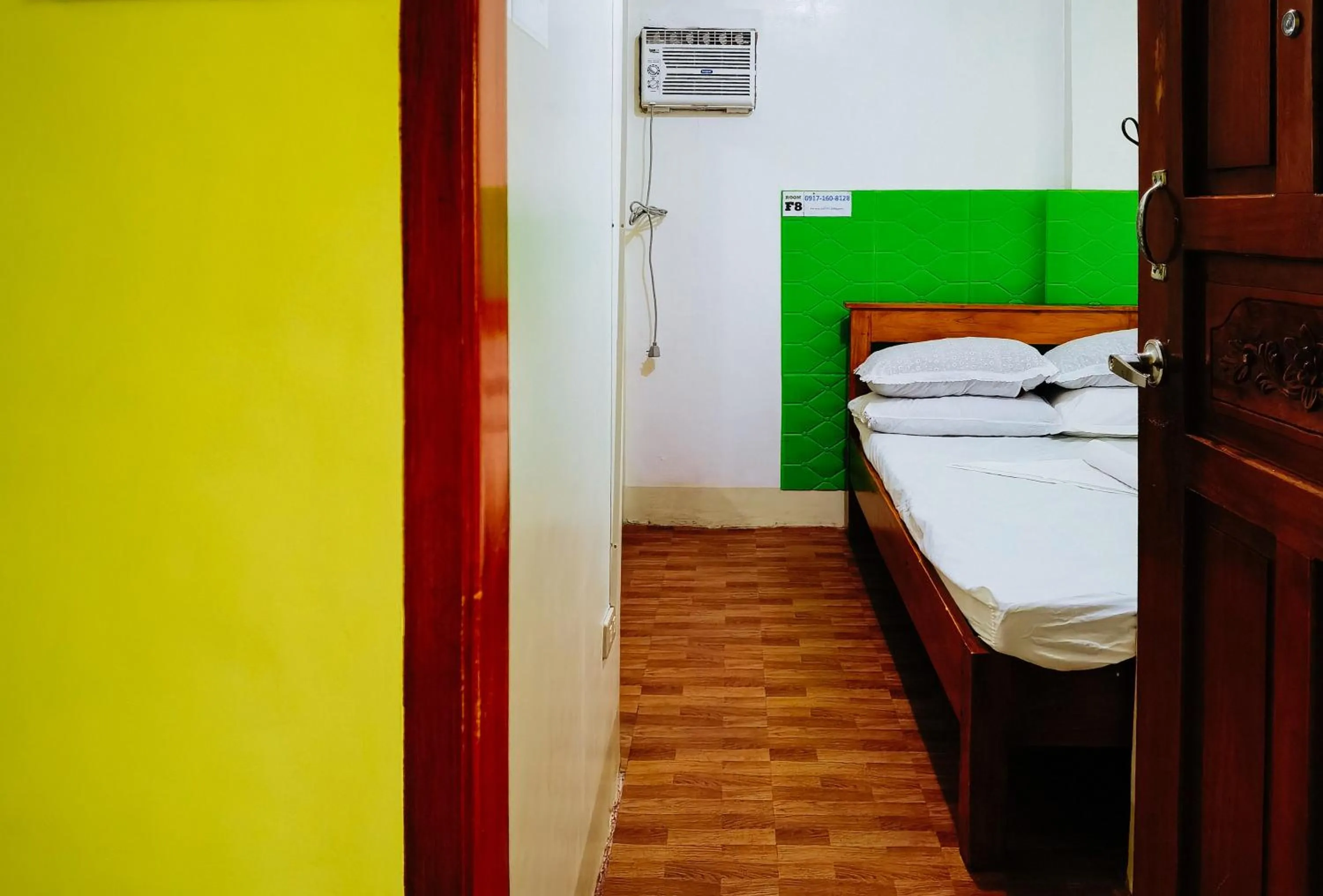 Bed in RedDoorz at D128 Lodge Cagayan Valley