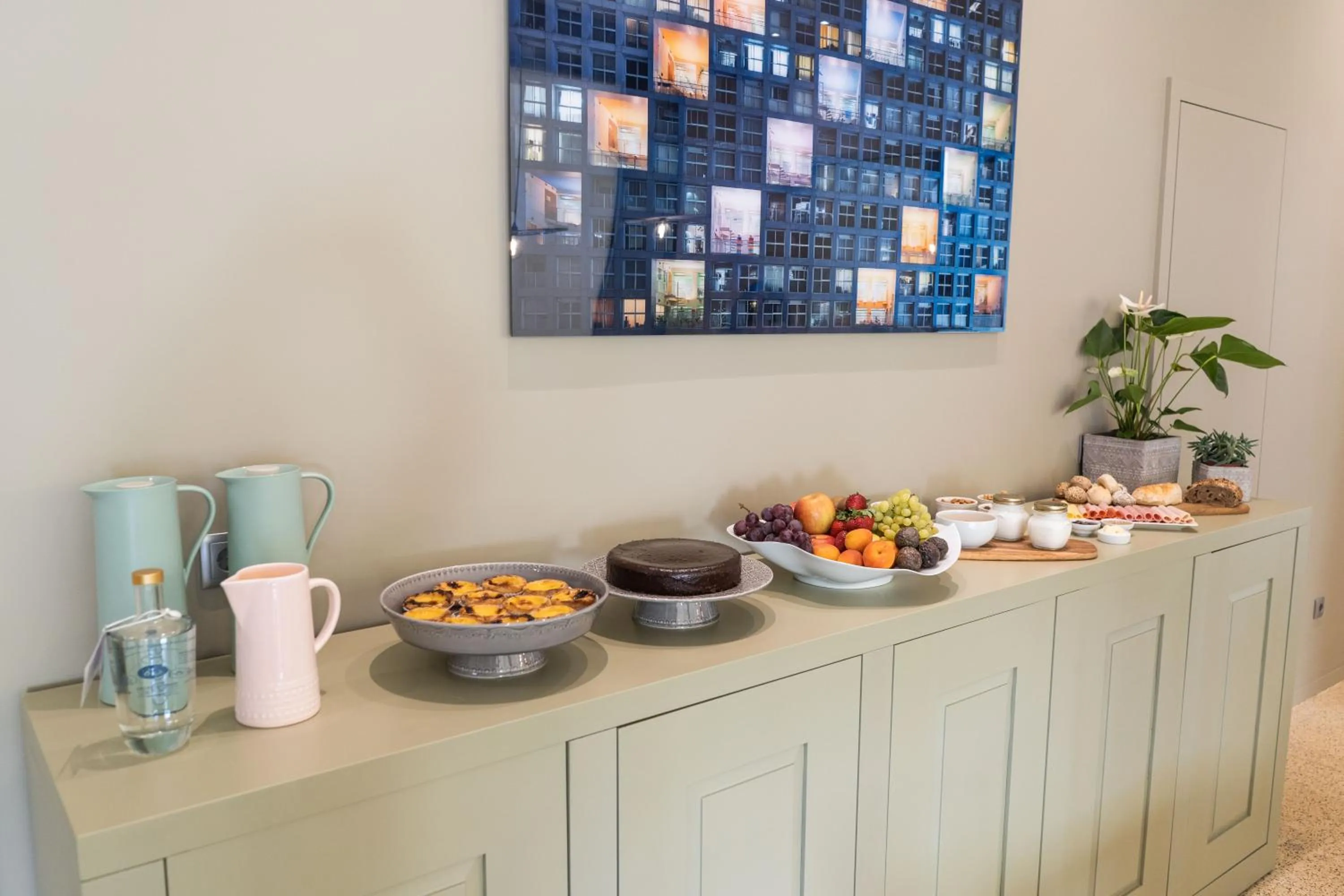 Breakfast in D'Autor Apartments Alegria