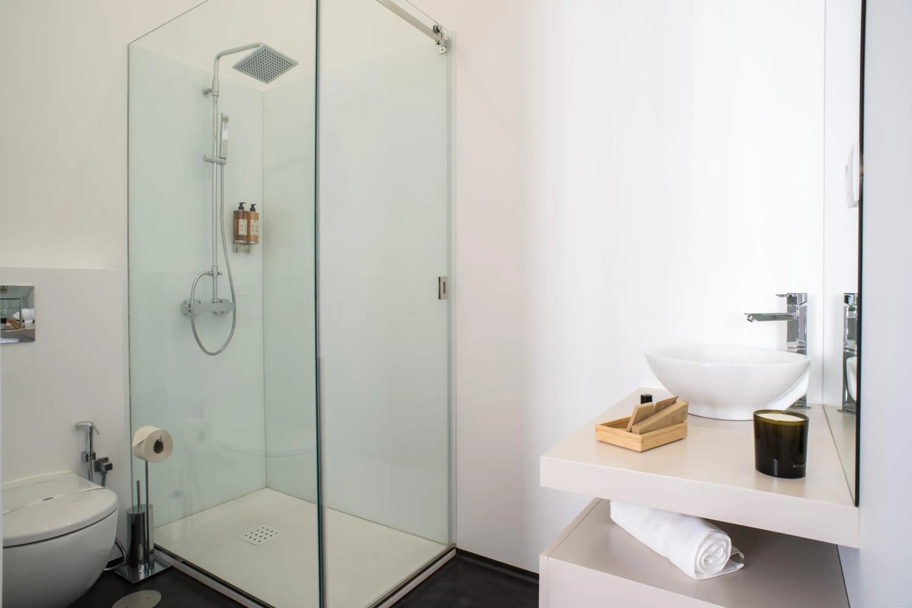 Shower in D'Autor Apartments Alegria