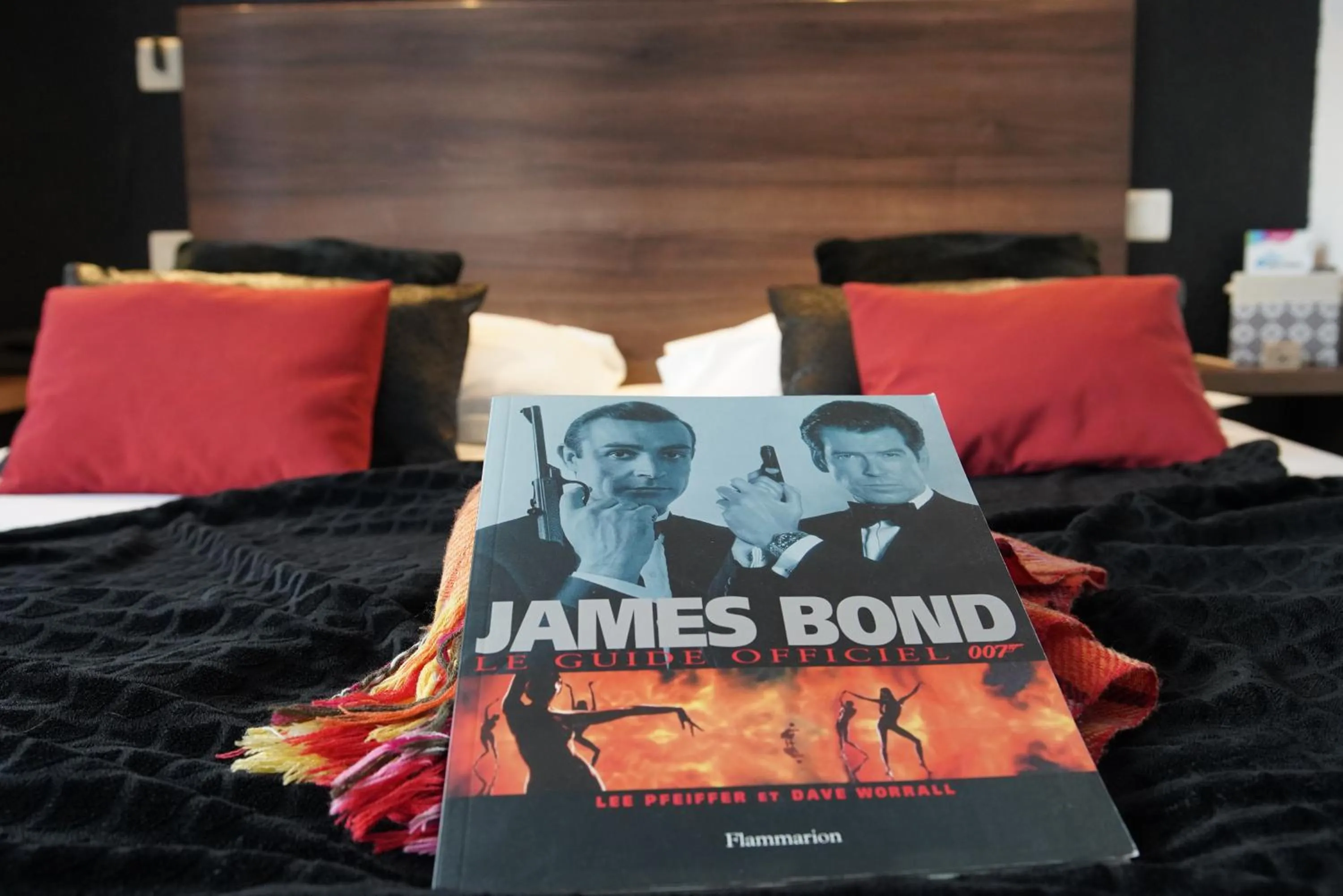 Decorative detail, Bed in ATH hôtel Athénée